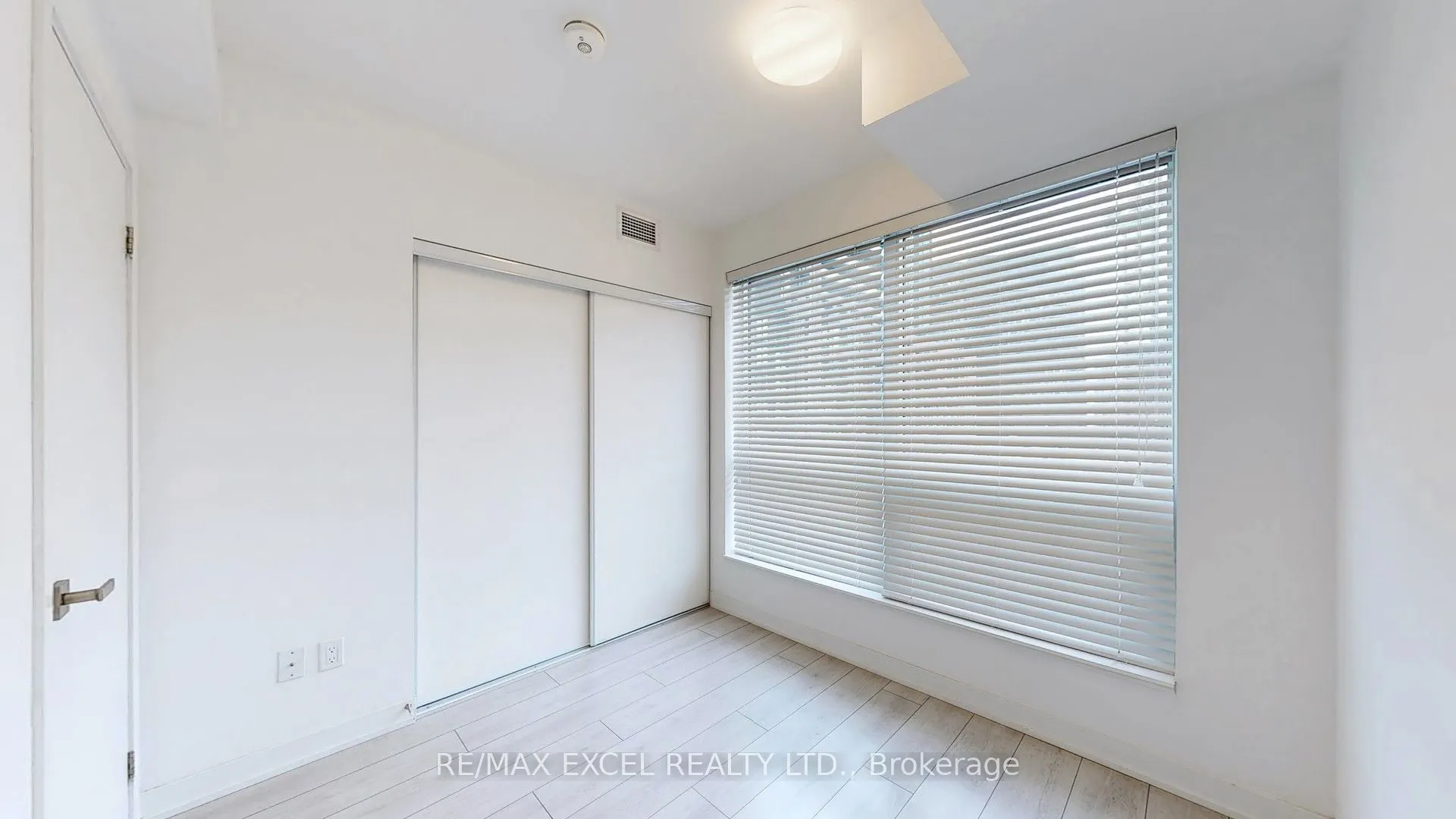 31 Tippett Road #363