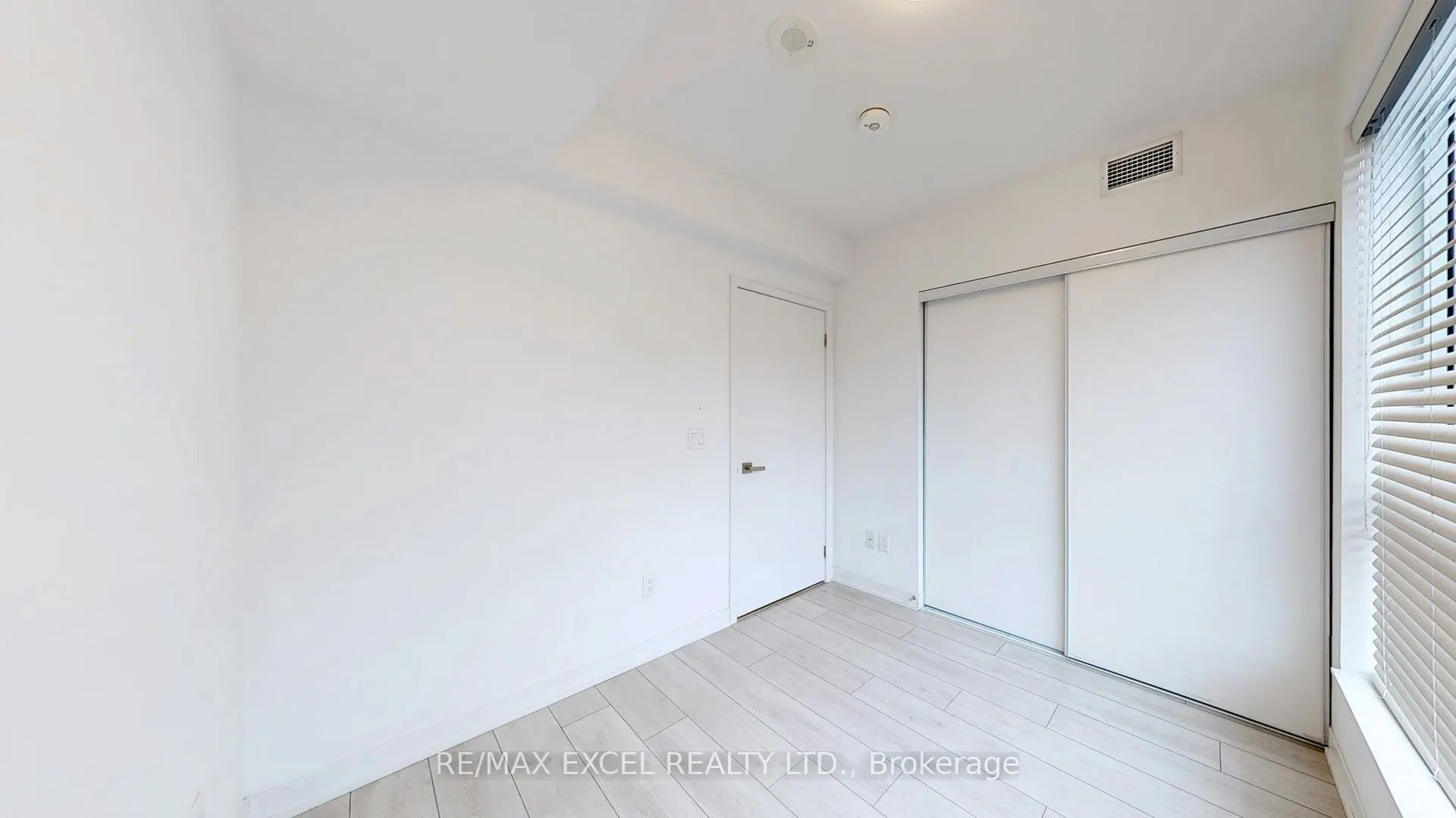 31 Tippett Road #363