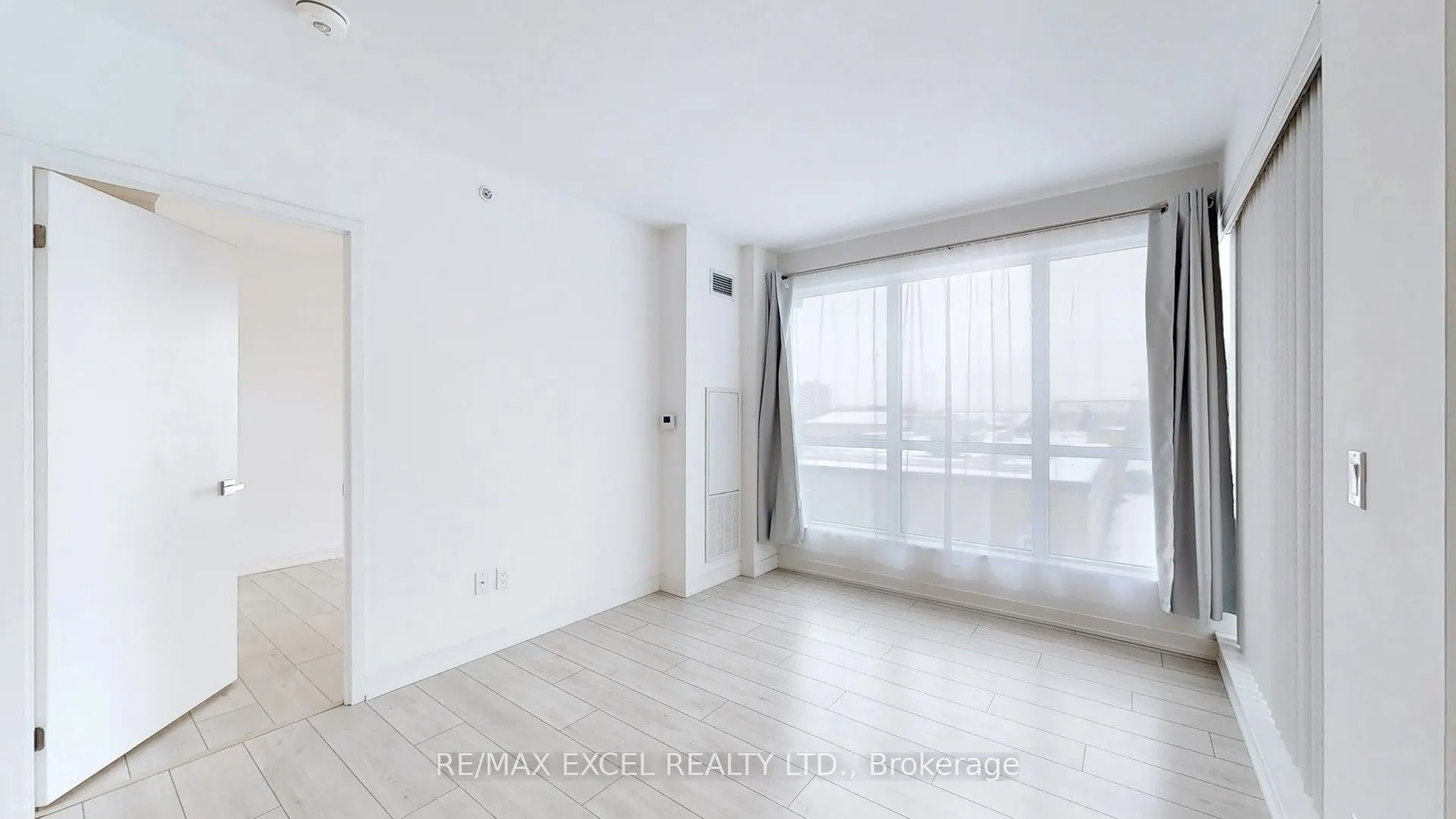 31 Tippett Road #363