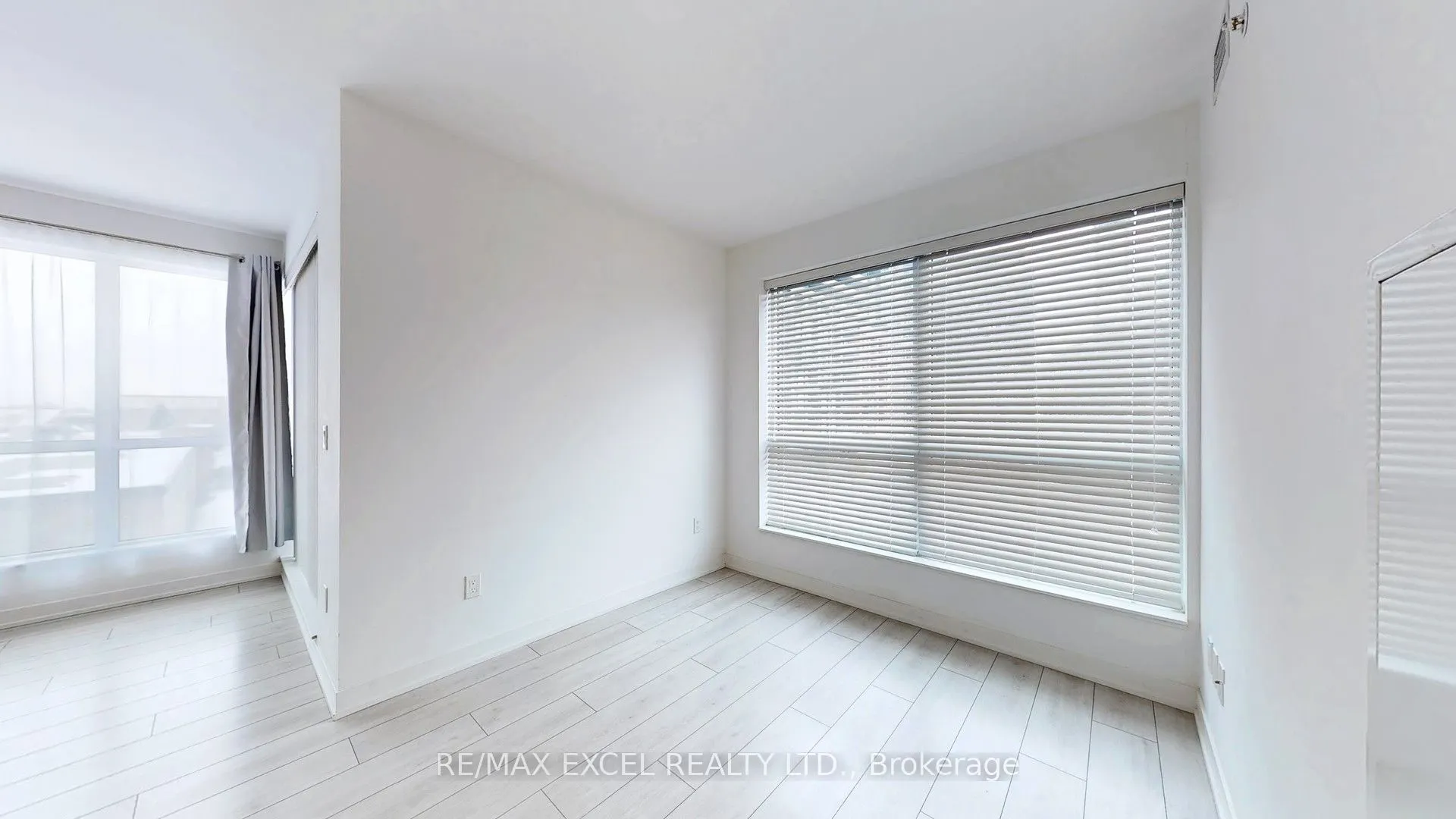 31 Tippett Road #363