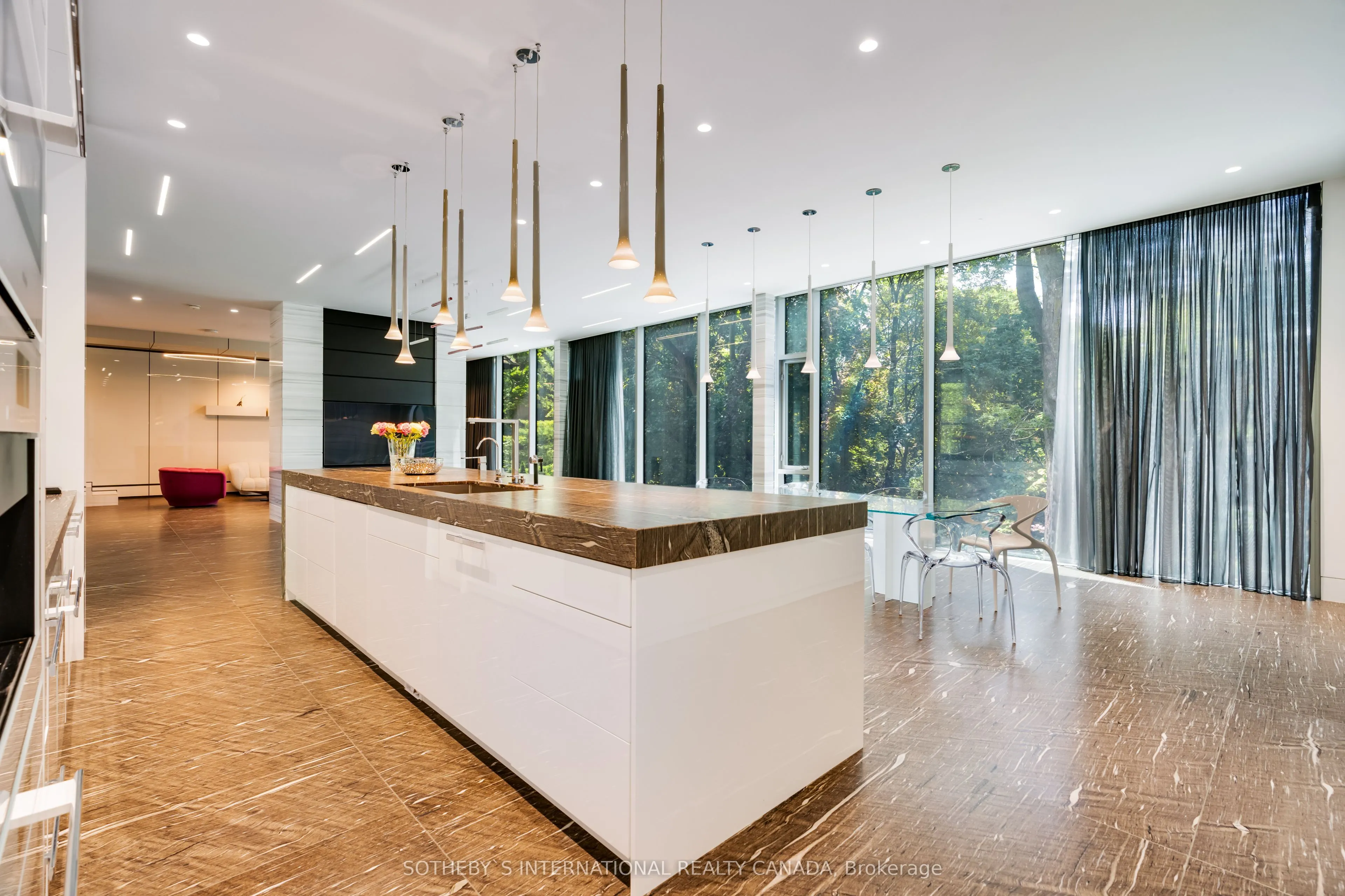 130 Riverview Drive
