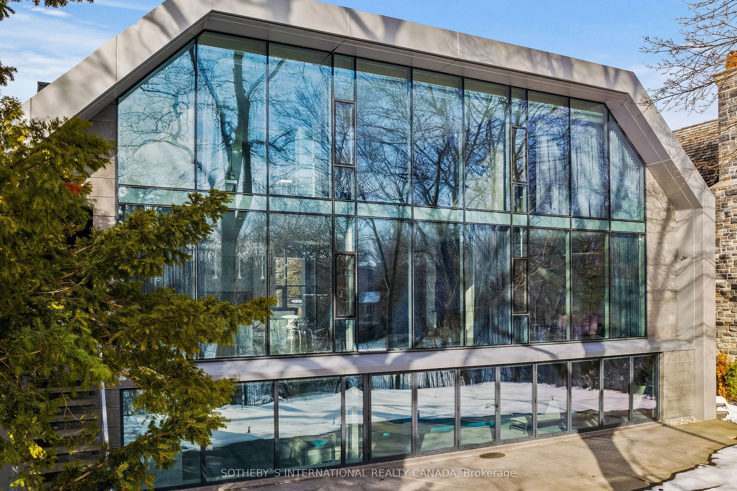 130 Riverview Drive