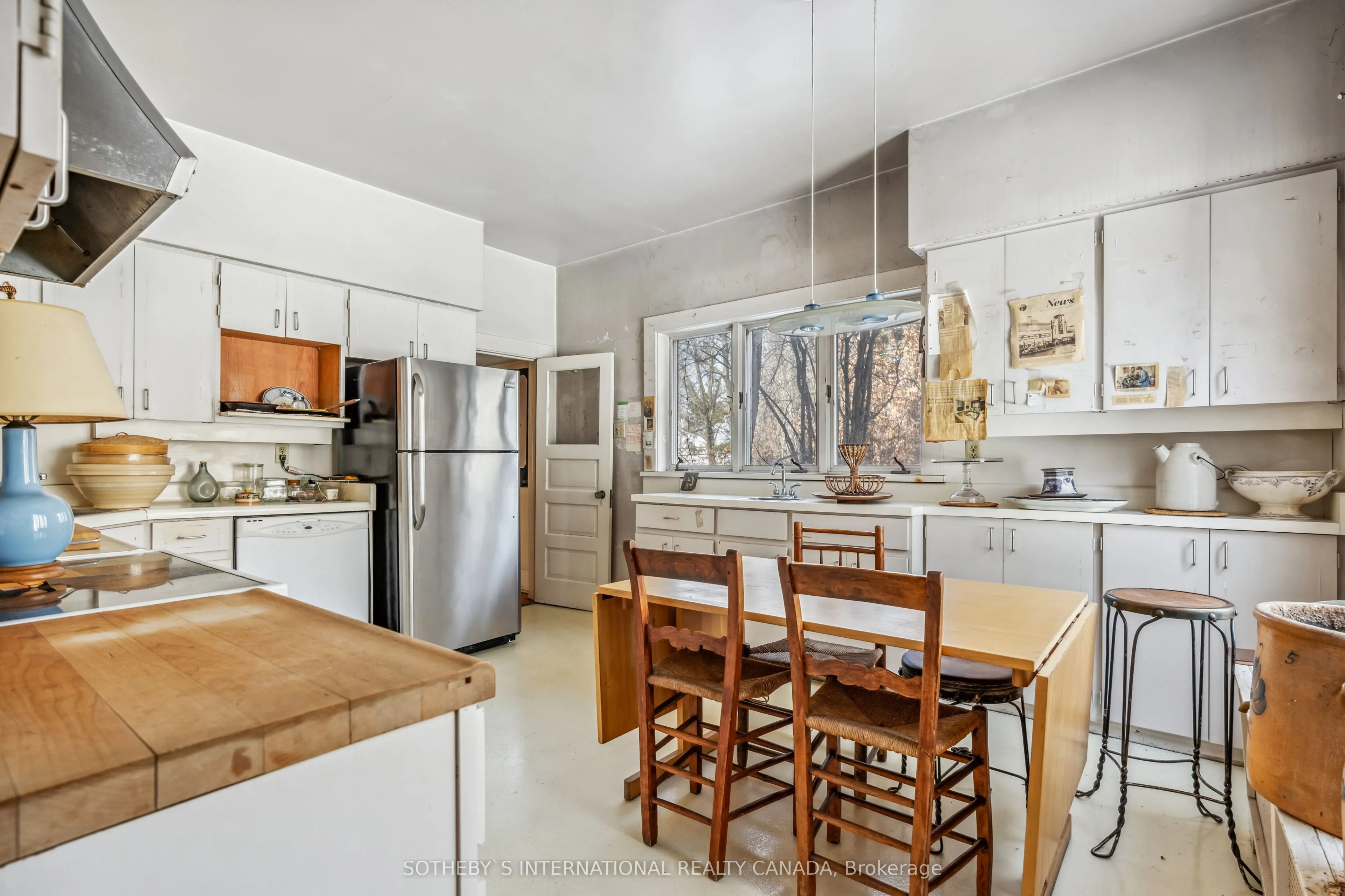 27 Old Yonge Street