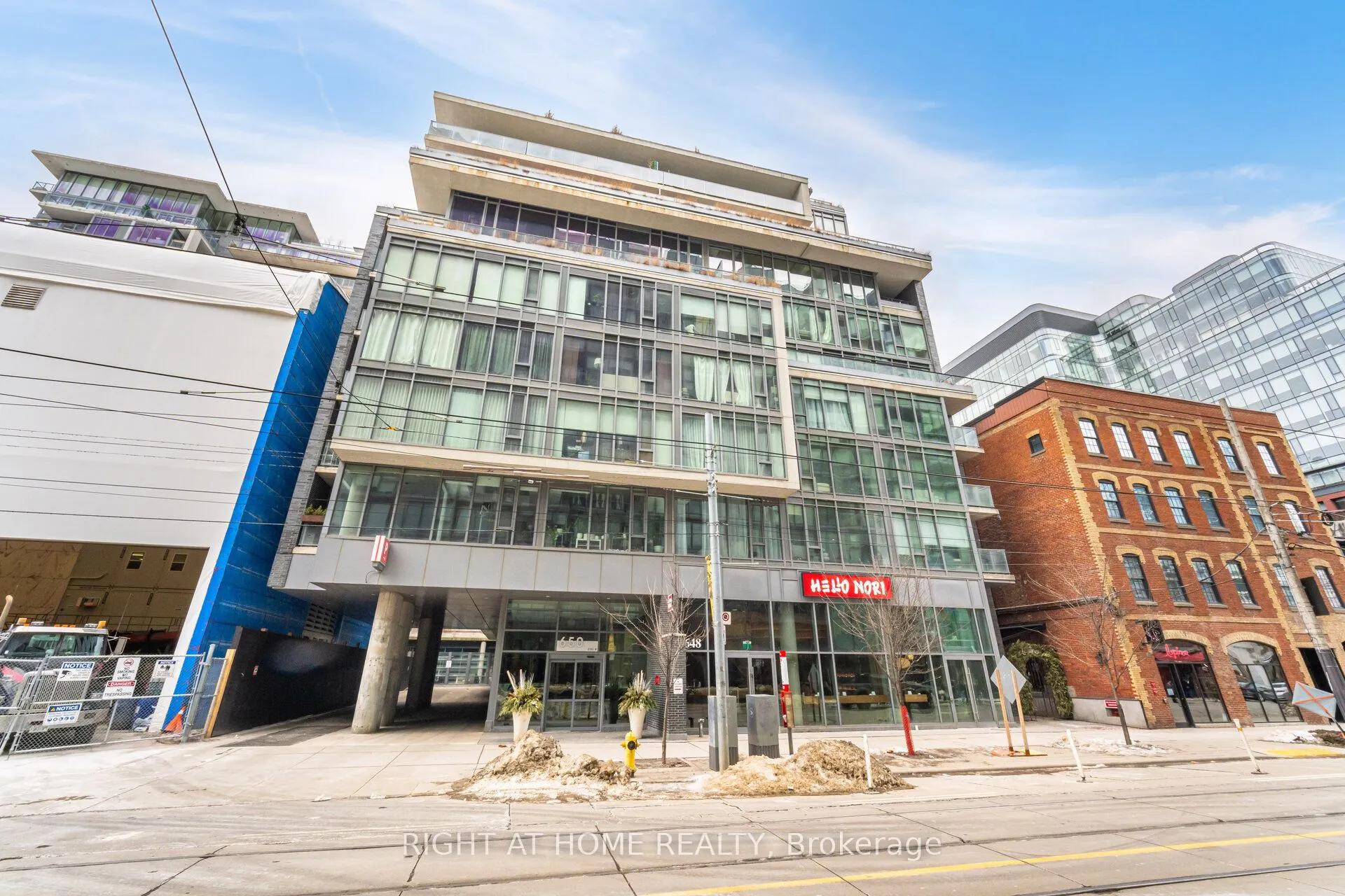 650 King Street W #106