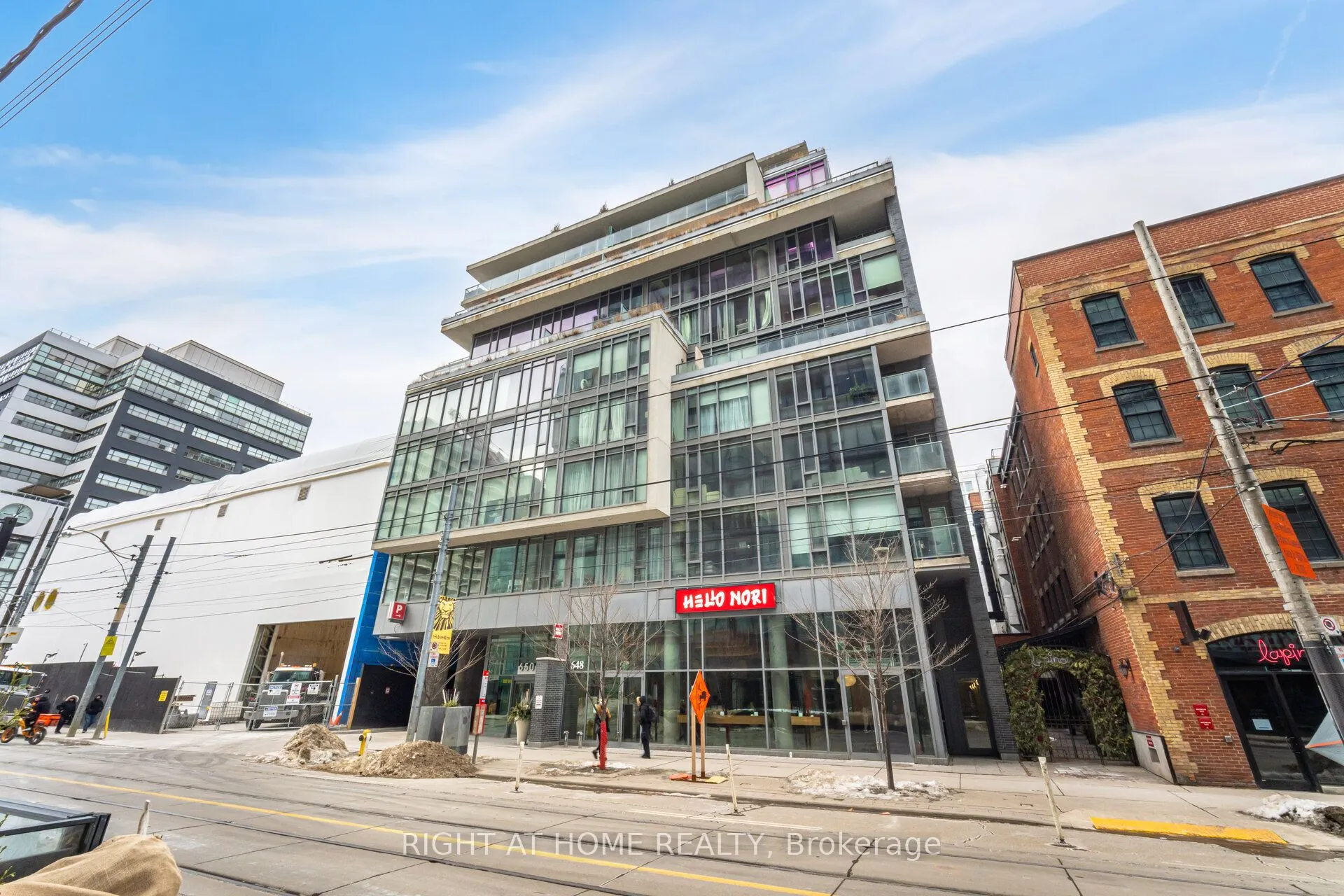 650 King Street W #106