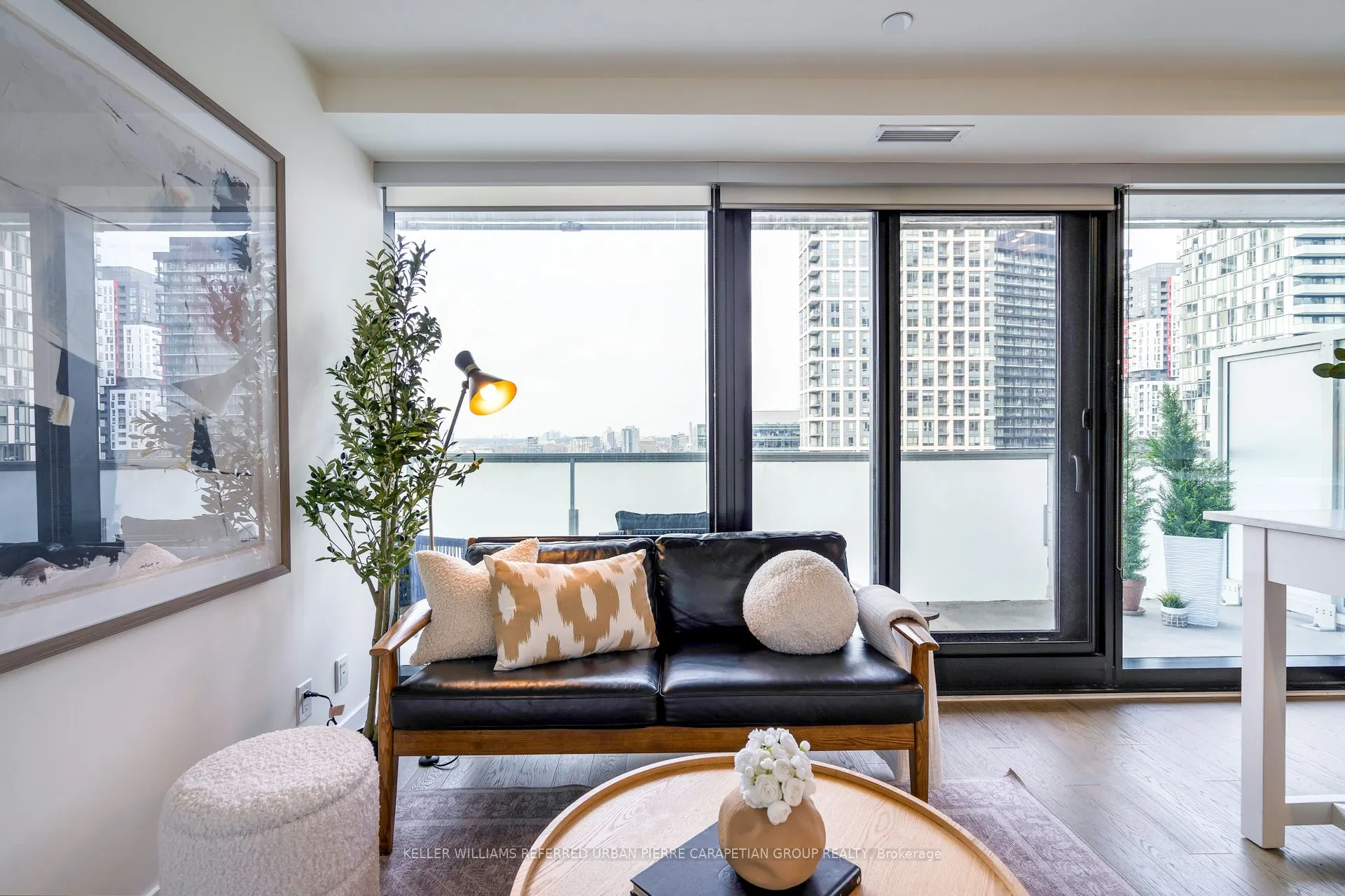 11 Charlotte Street #2004