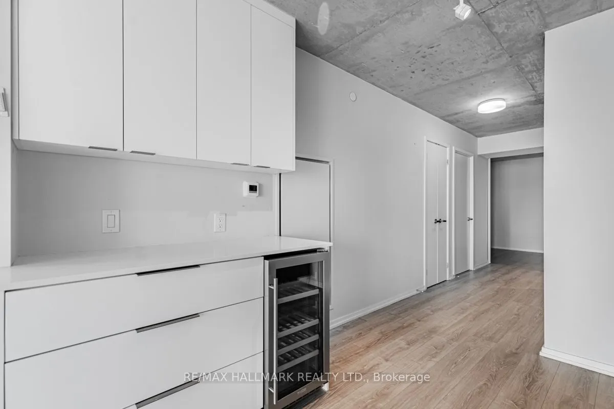 5 Soudan Avenue #707