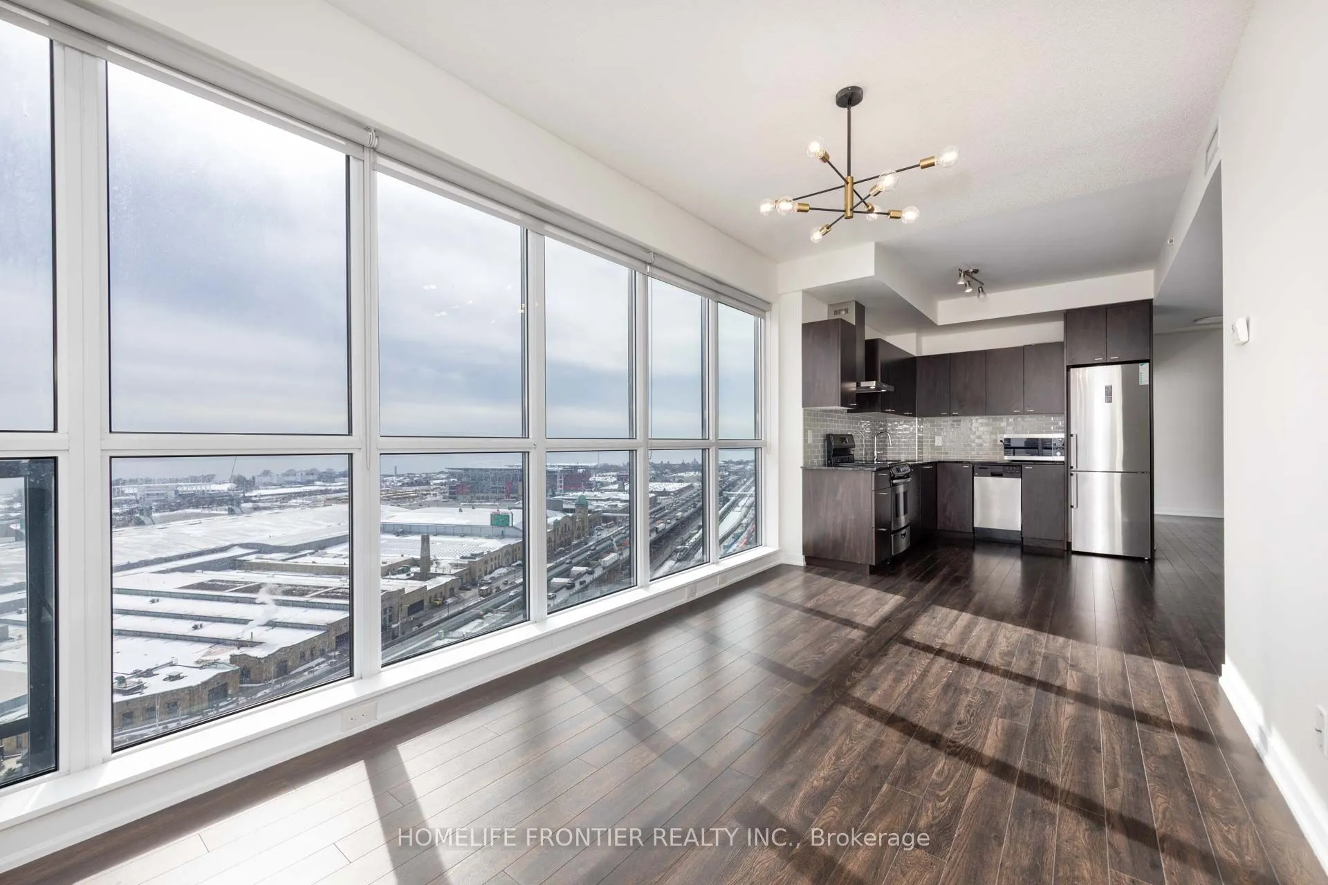 51 East Liberty Street, #2112