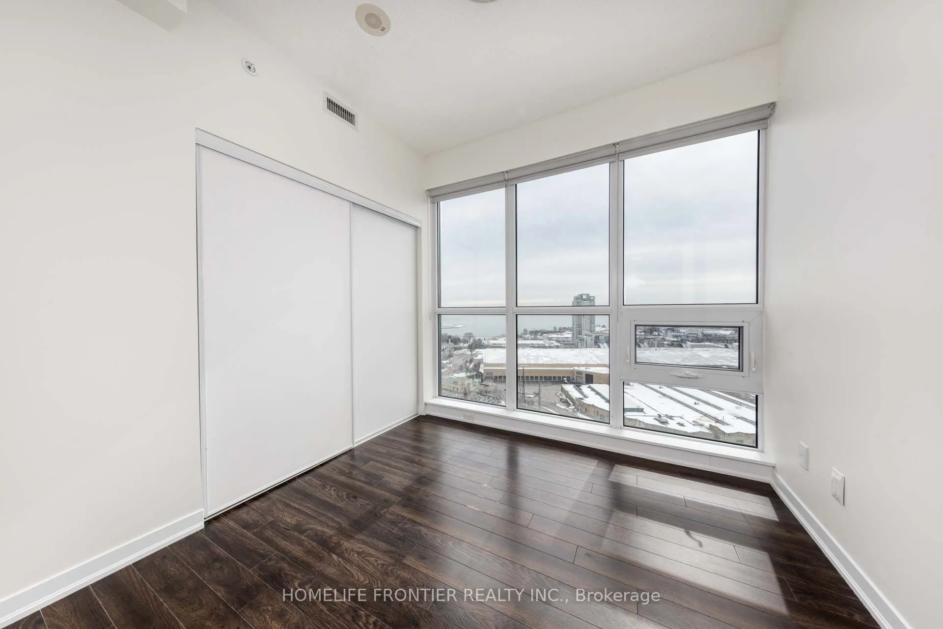 51 East Liberty Street, #2112