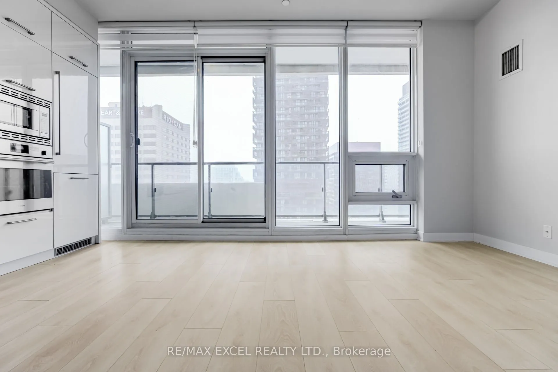 2221 Yonge Street, #2911