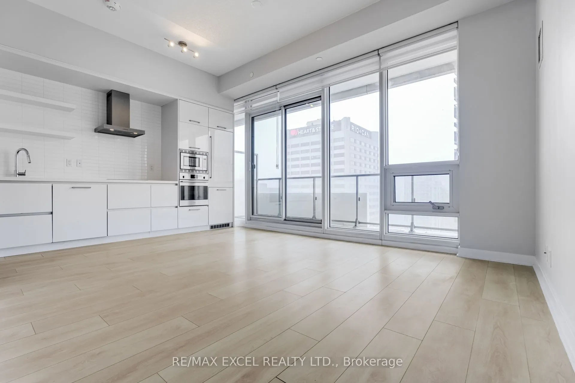 2221 Yonge Street, #2911