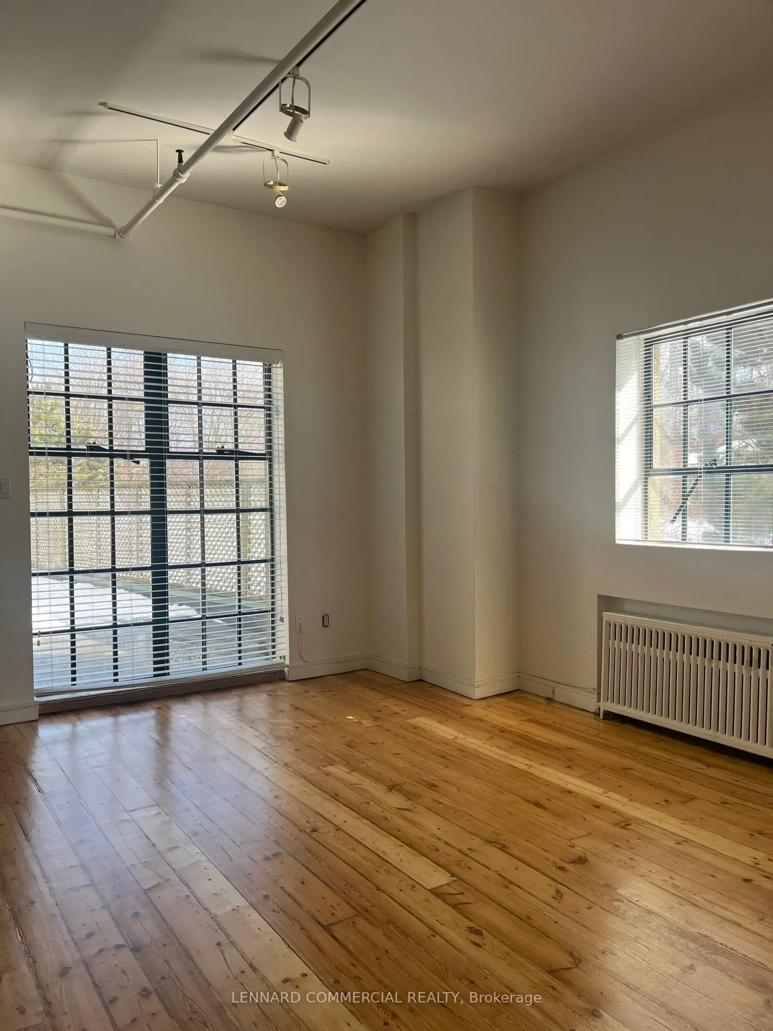 225 Macpherson Avenue, #A Upper-West