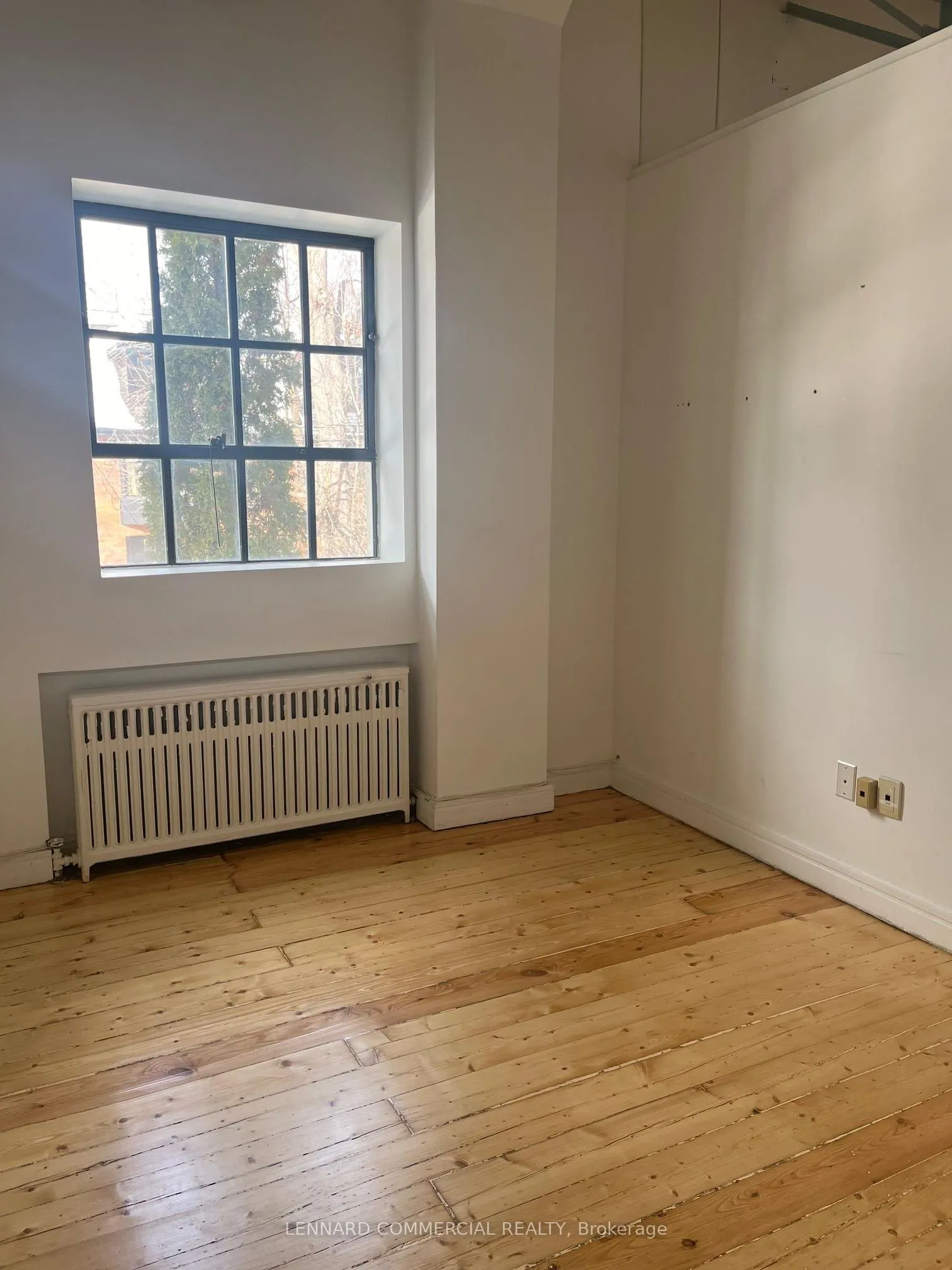 225 Macpherson Avenue, #A Upper-West