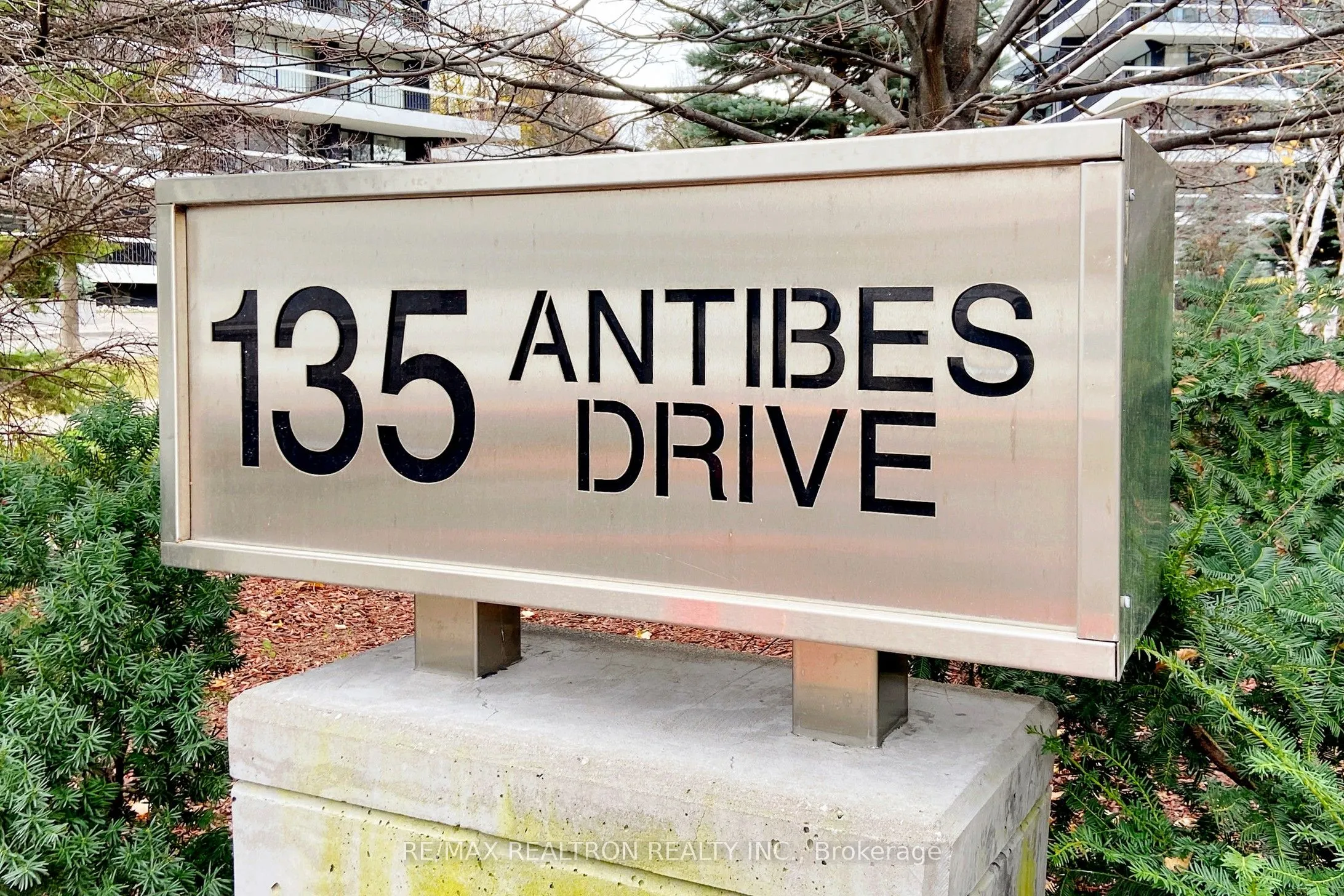 135 Antibes Drive #1706