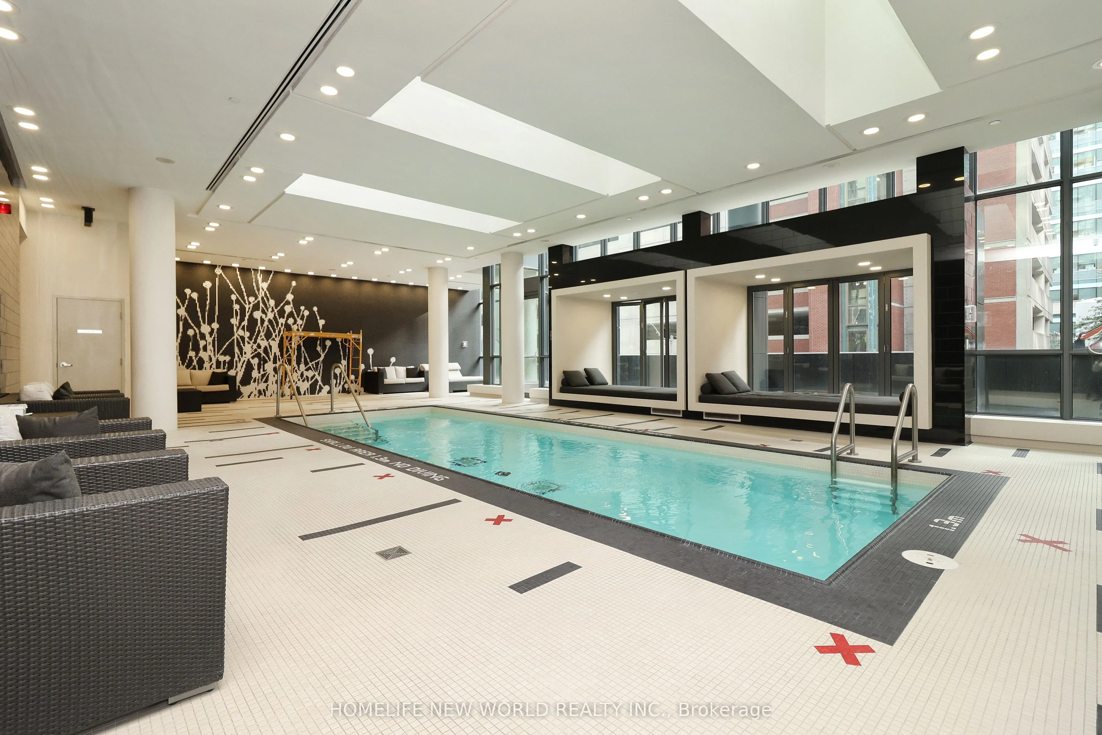 770 Bay Street, #1613