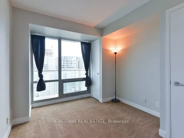 81 Navy Wharf Court #3511