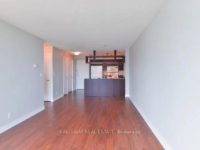 81 Navy Wharf Court #3511