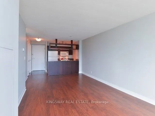 81 Navy Wharf Court #3511