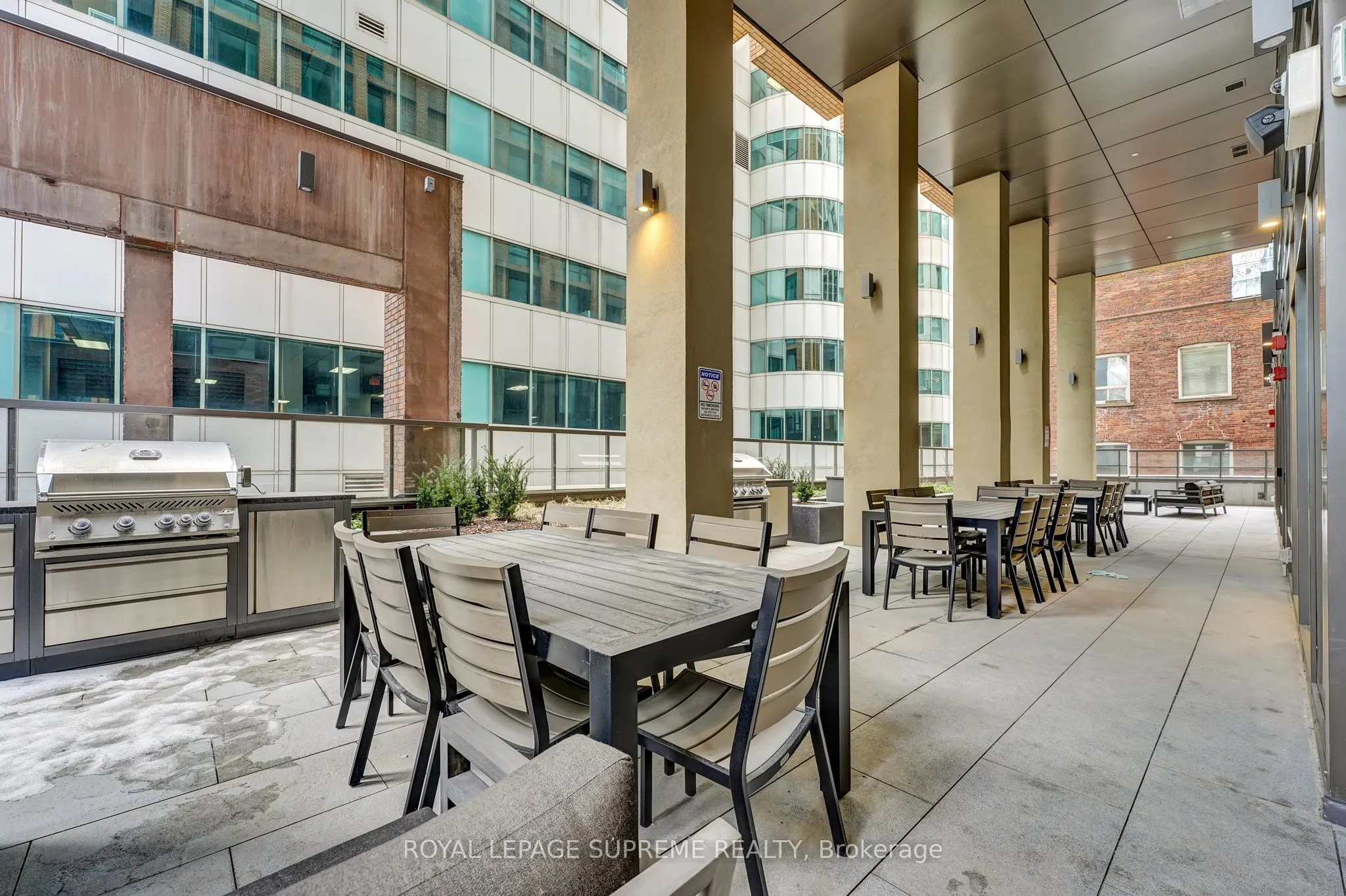 28 Widmer Street #3029