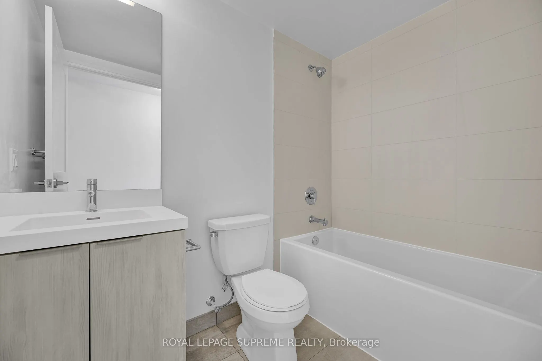 28 Widmer Street #3029