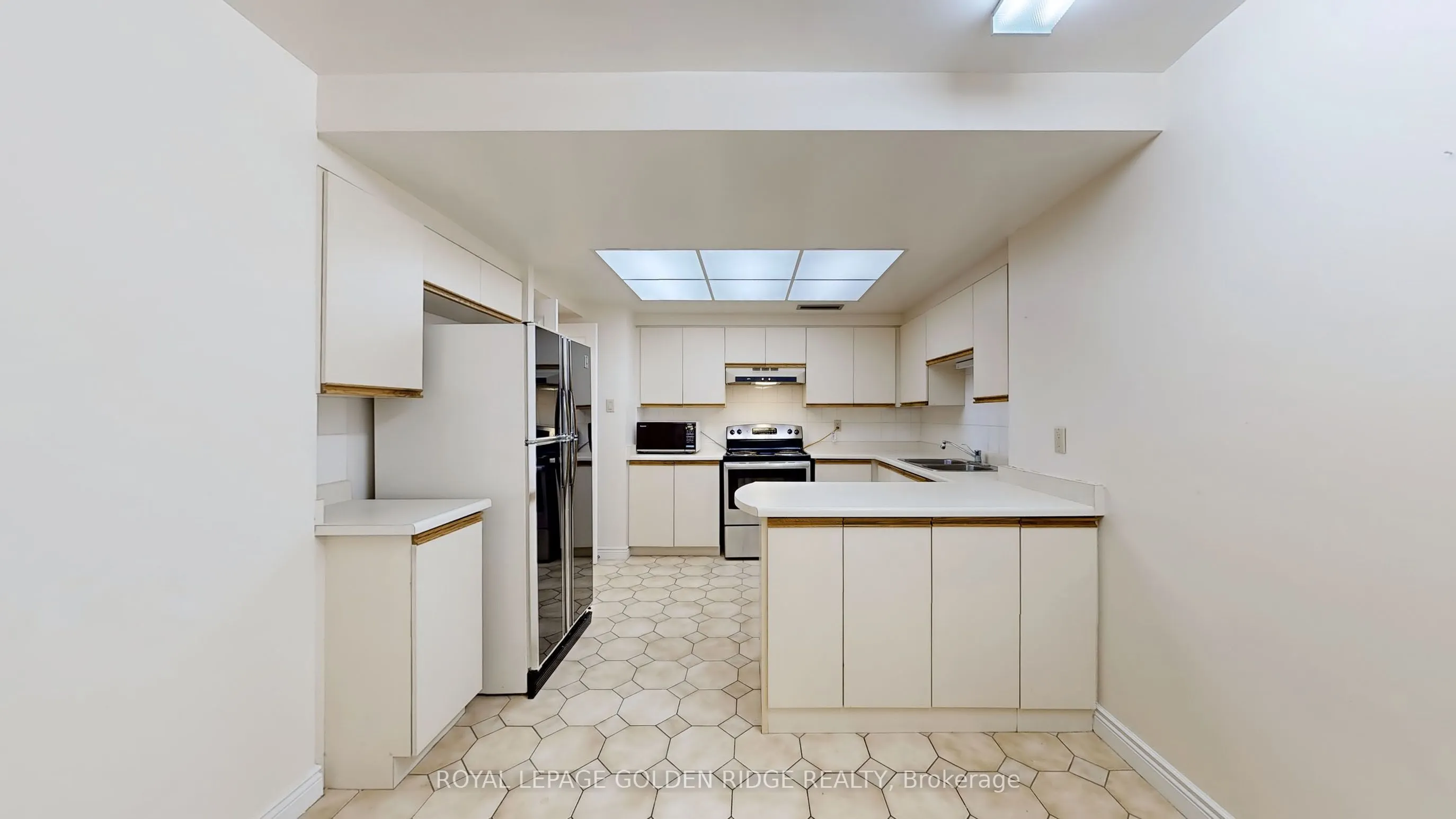 65 Spring Garden Avenue, #1504