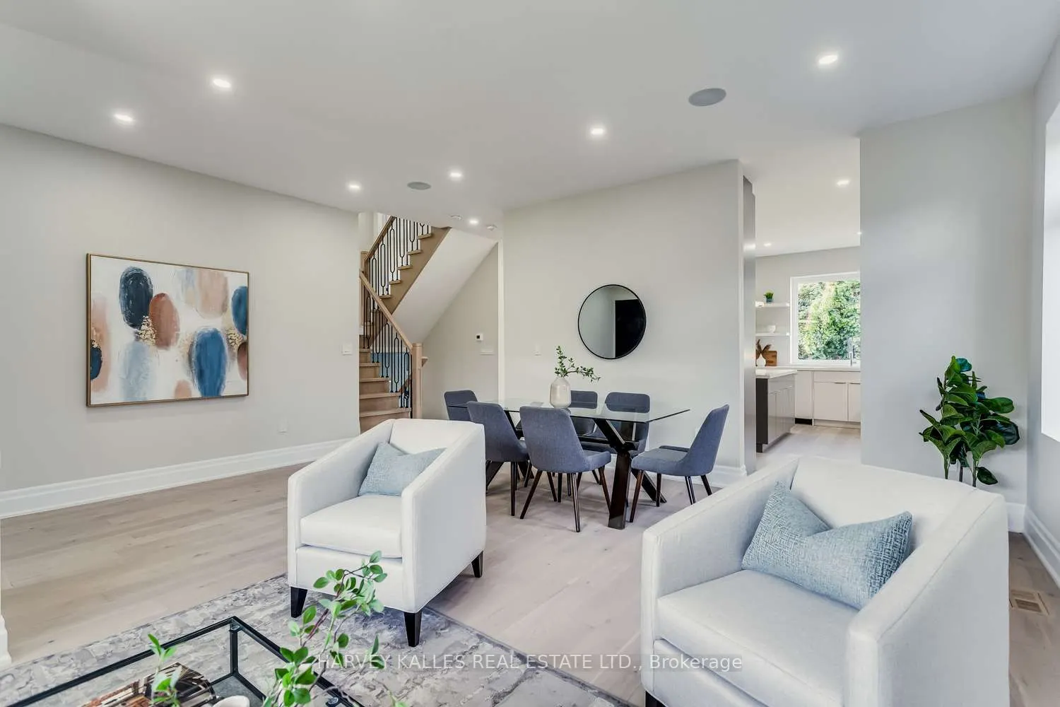 150 Viewmount Avenue