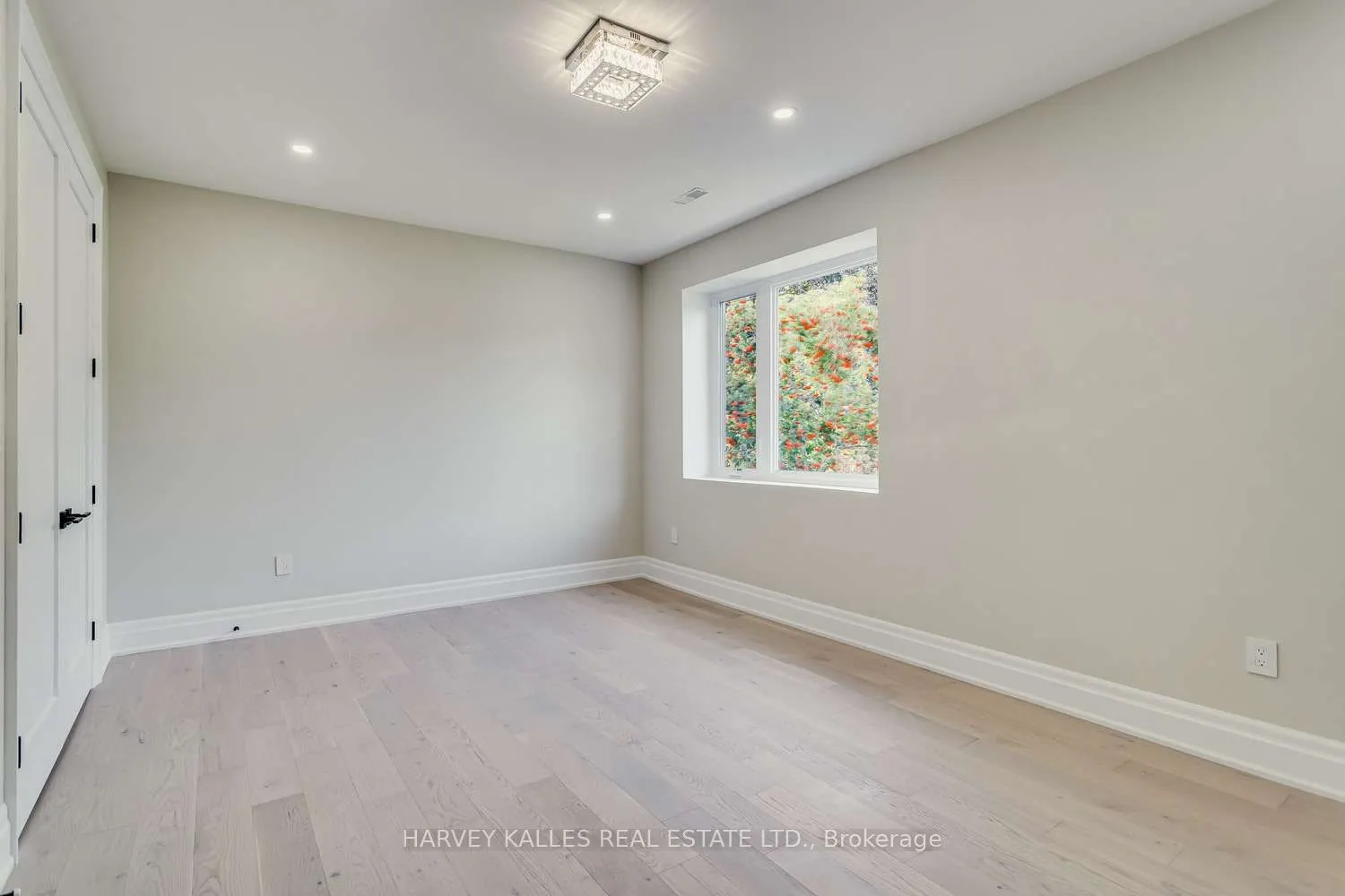 150 Viewmount Avenue