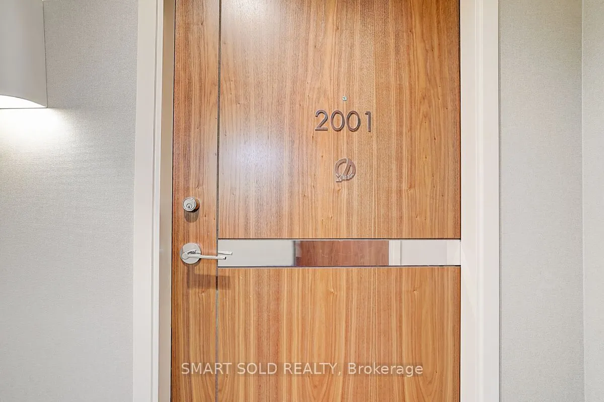 85 McMahon Drive, #2001
