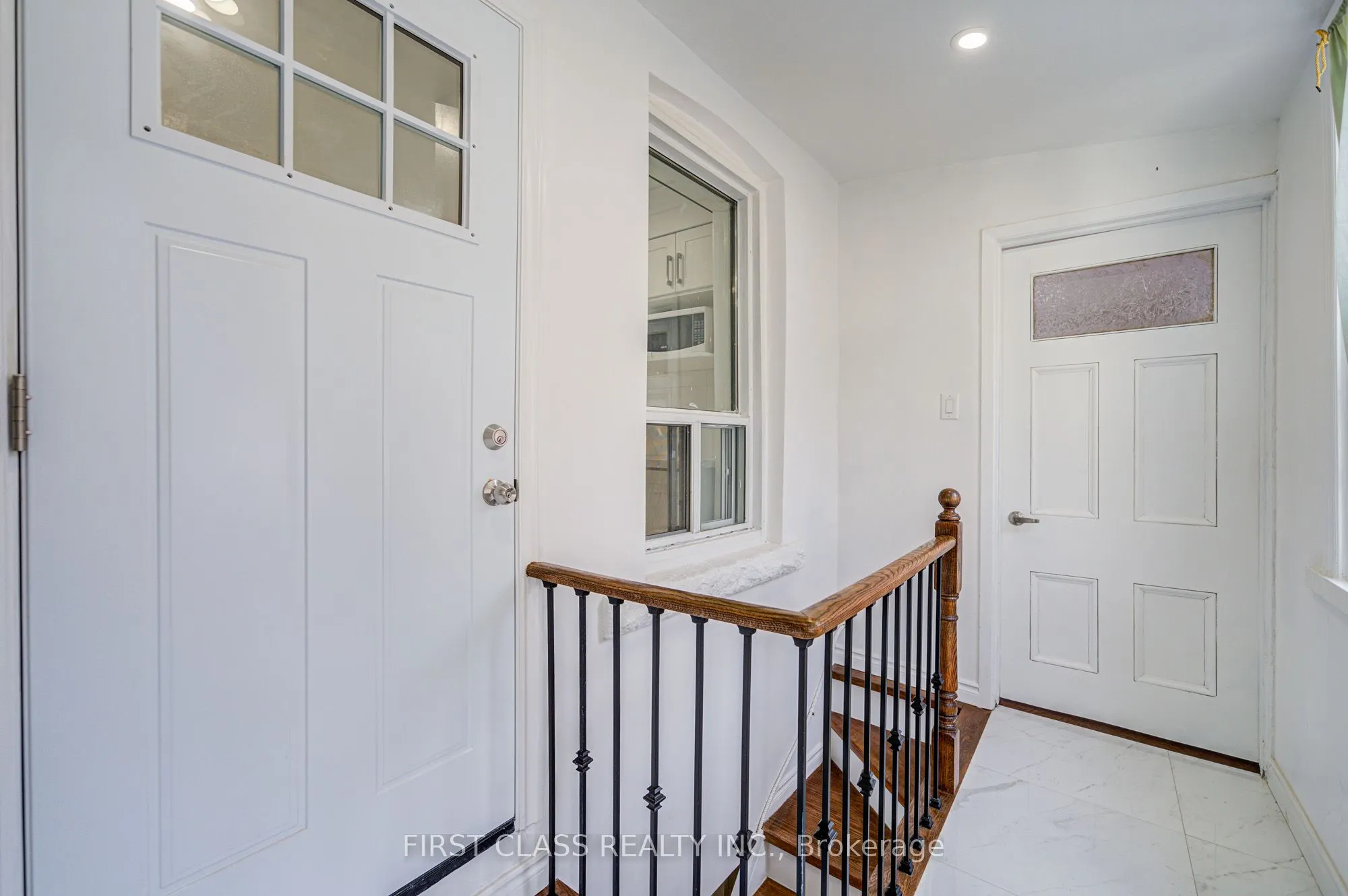 3 Clinton Place
