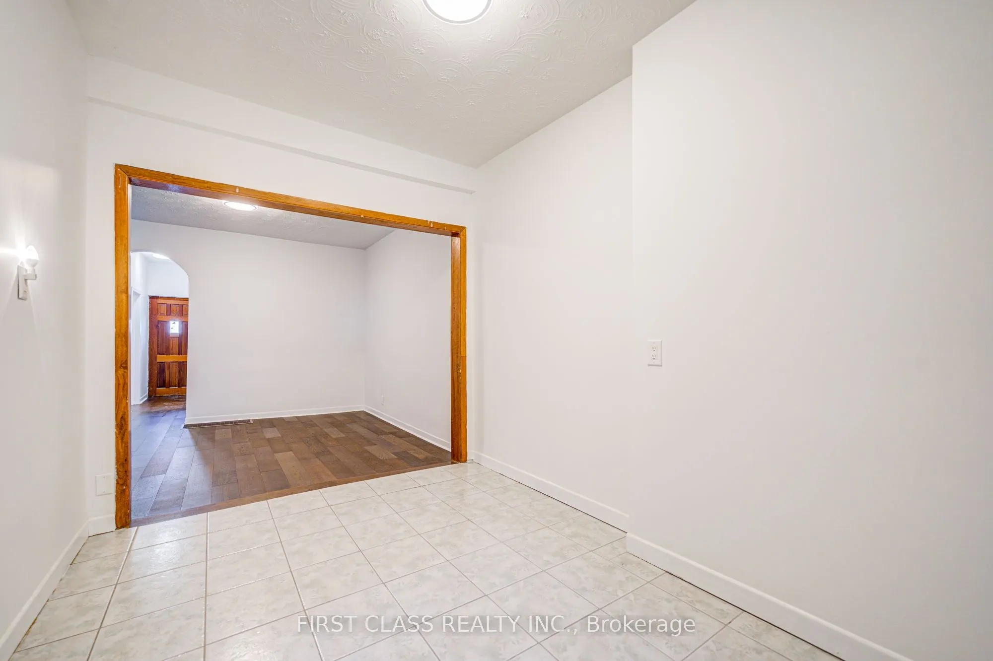 3 Clinton Place