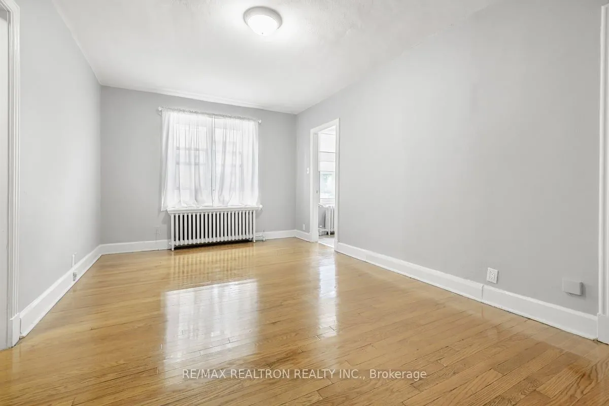 1 Mallory Gardens #4