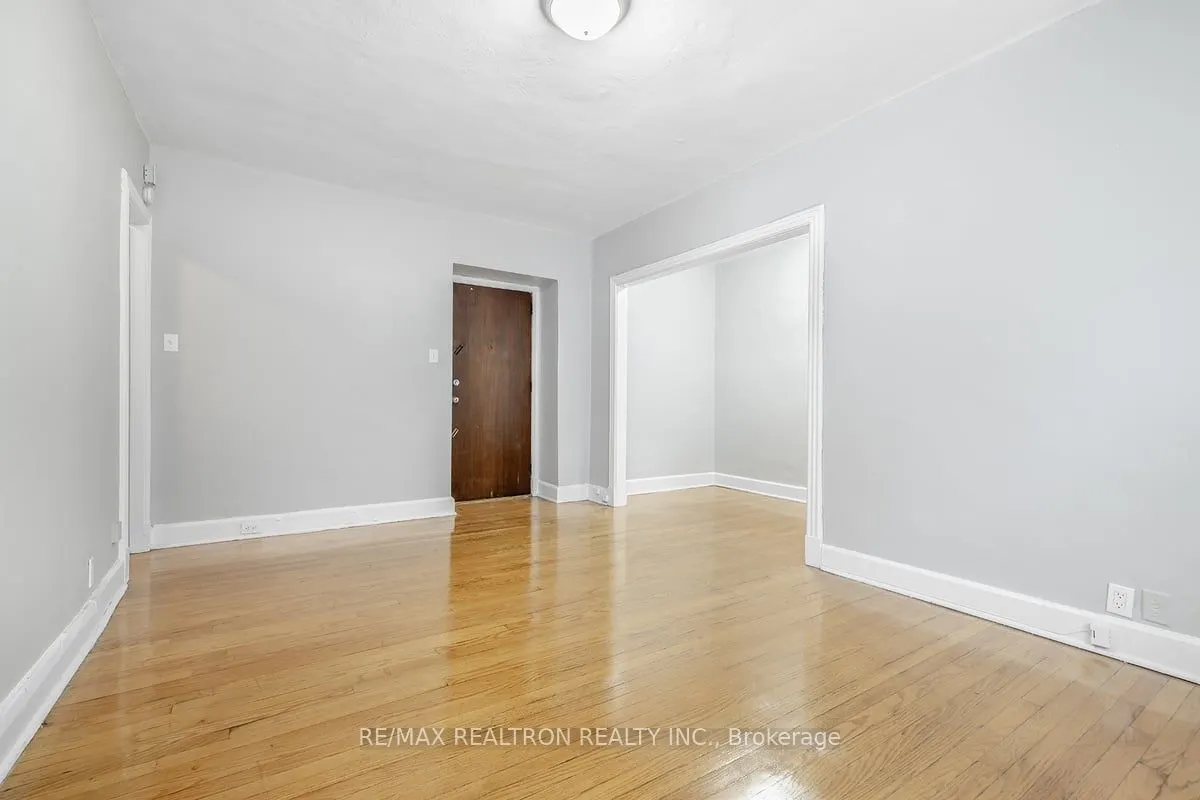 1 Mallory Gardens #4