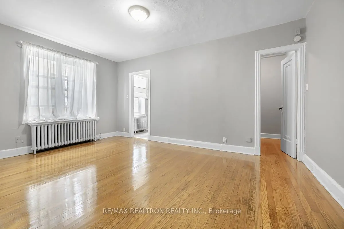 1 Mallory Gardens #4