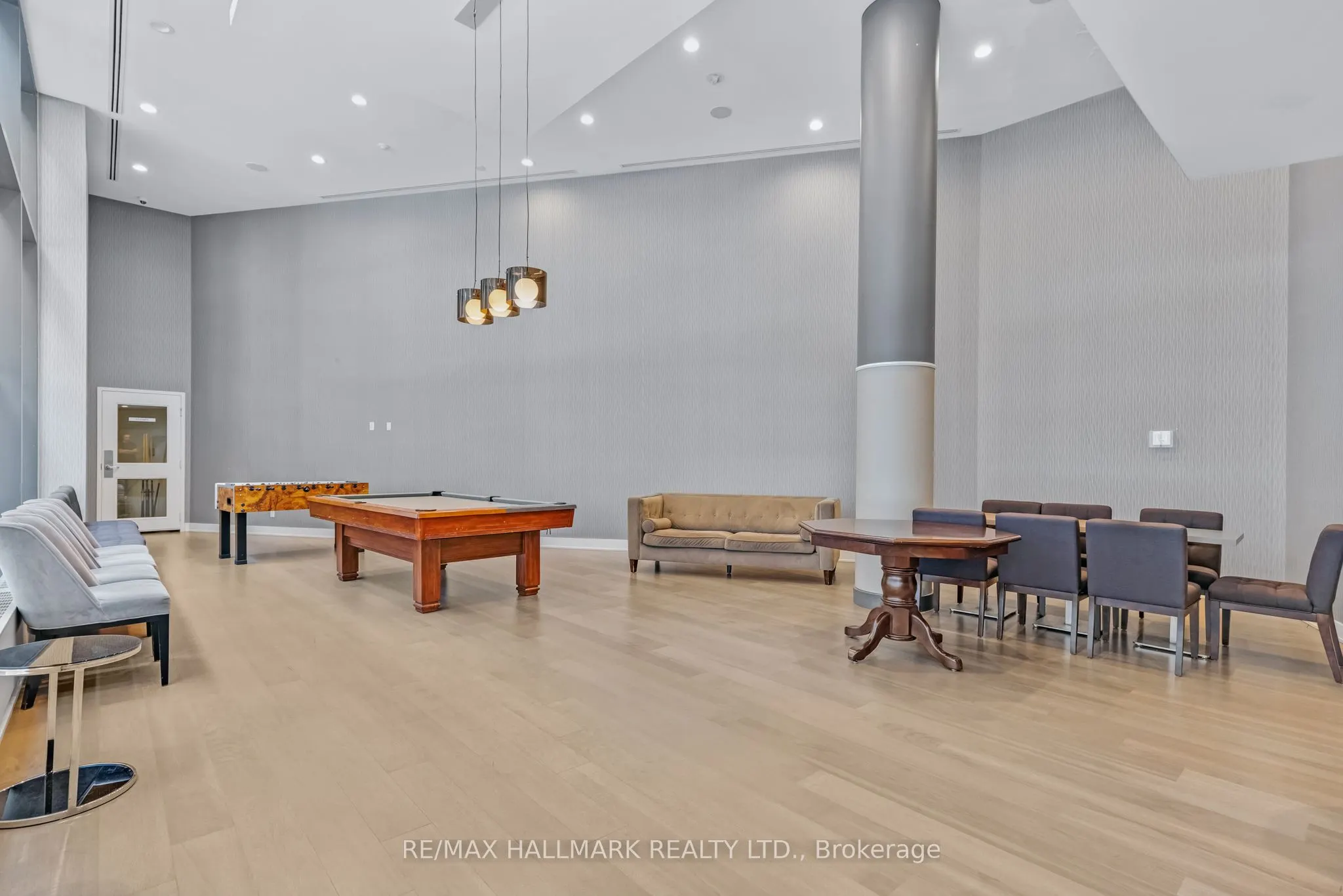 169 Fort York Boulevard #913