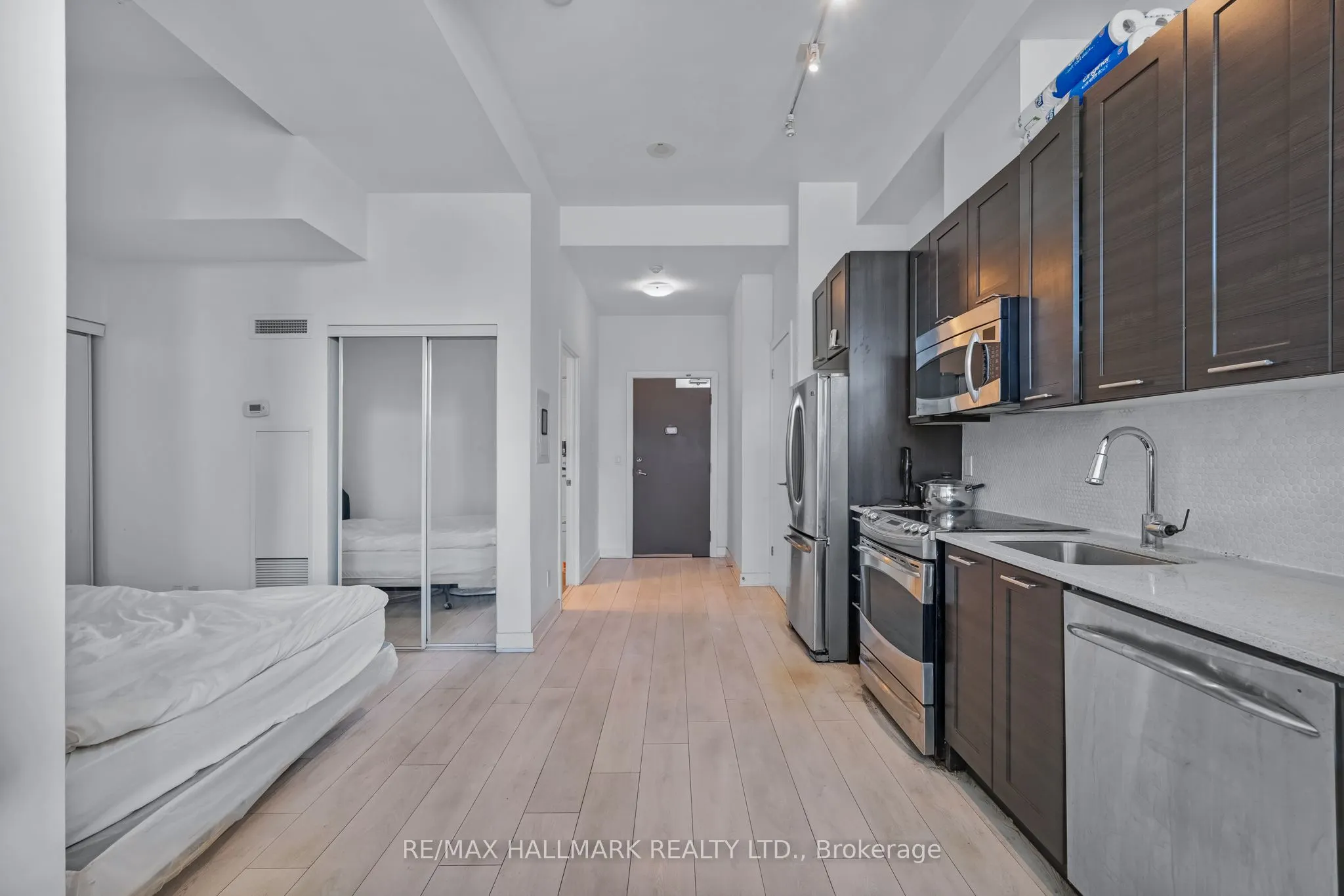 169 Fort York Boulevard #913