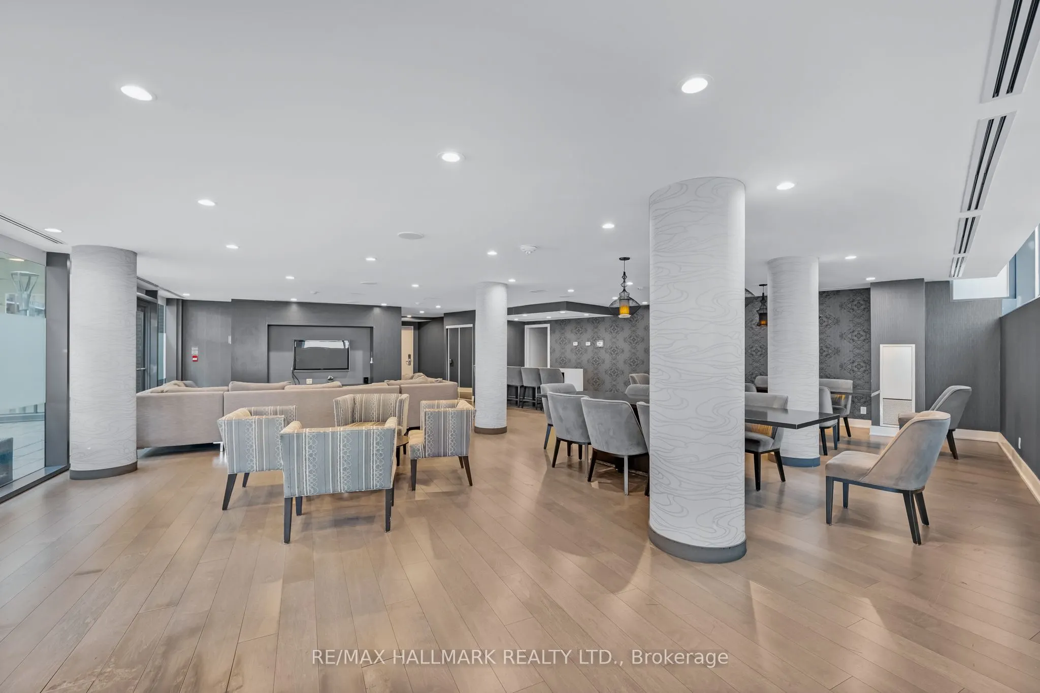 169 Fort York Boulevard #913