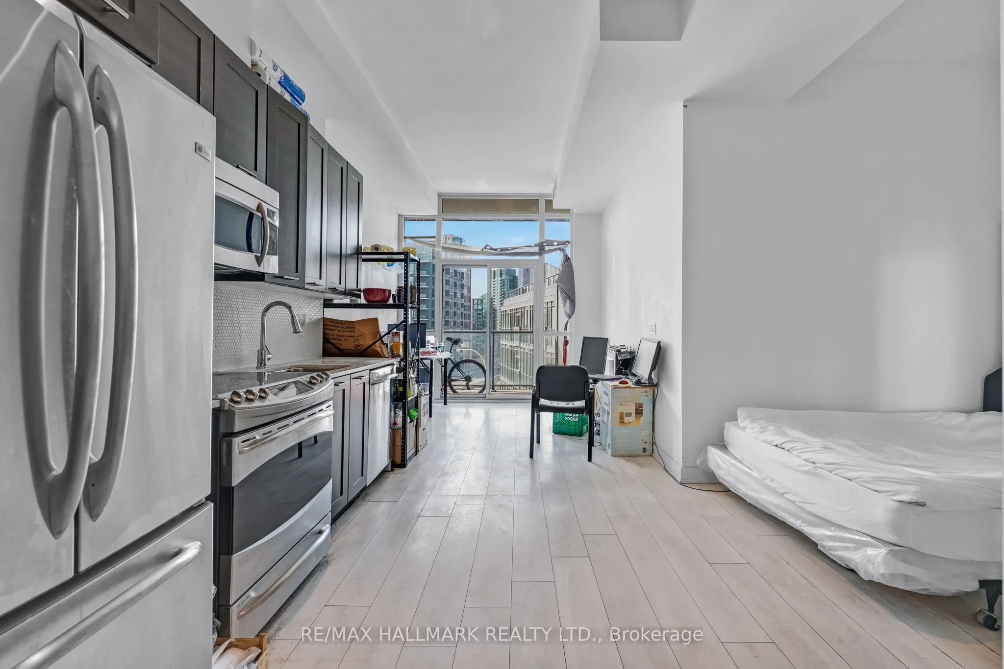 169 Fort York Boulevard #913