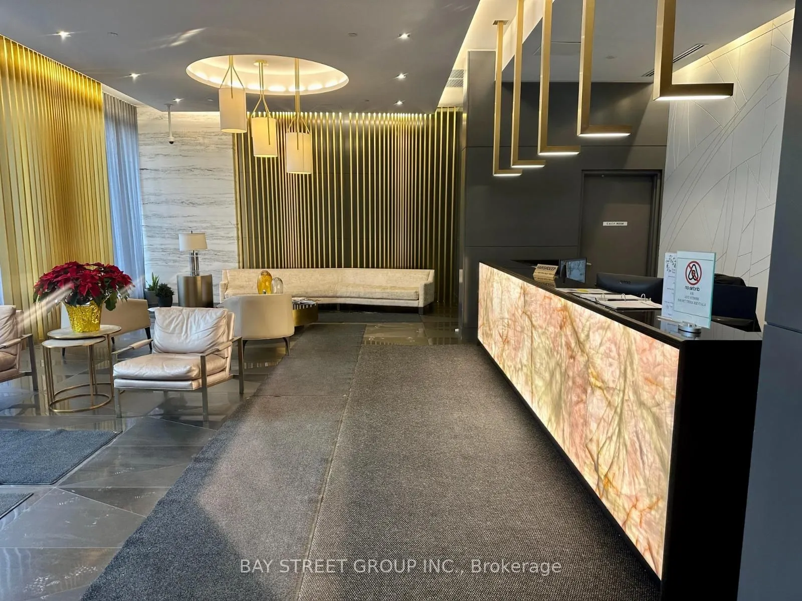 7 Kenaston Gardens, #330