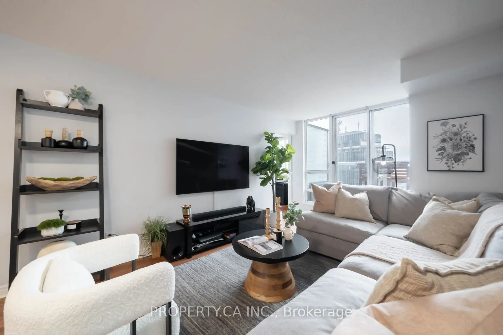 43 Eglinton Avenue E #1902
