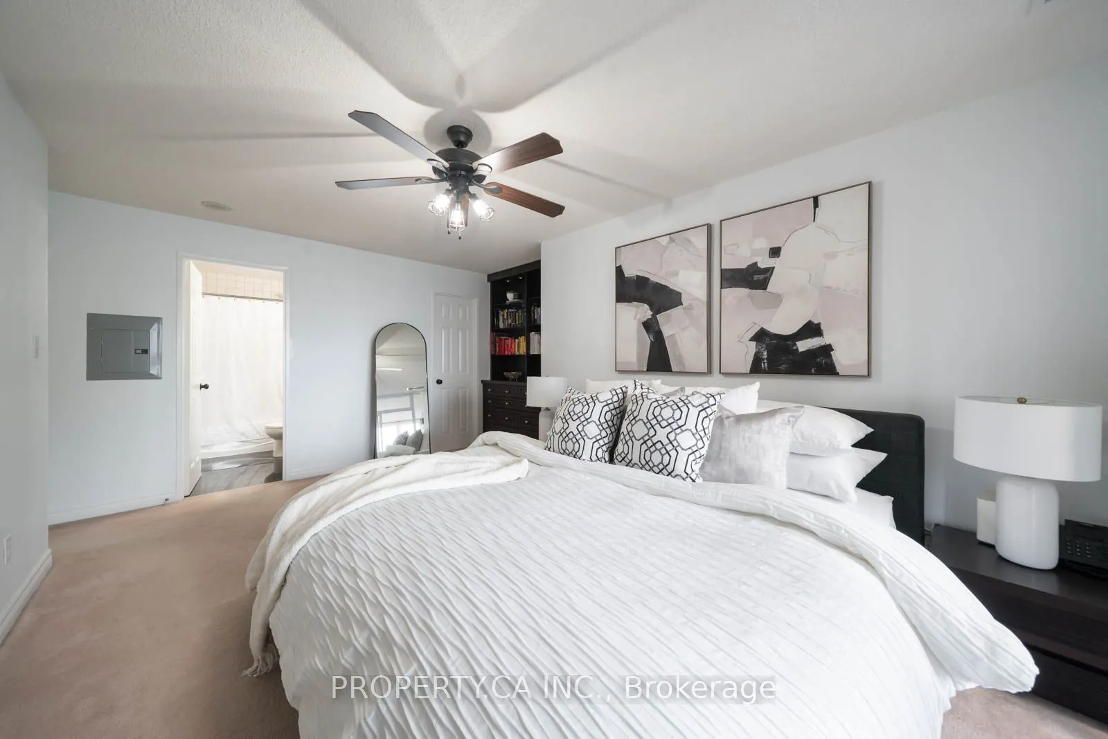 43 Eglinton Avenue E #1902