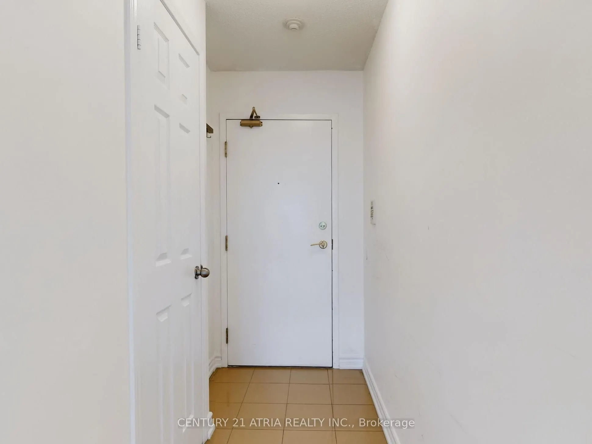 8 Hillcrest Avenue #2703