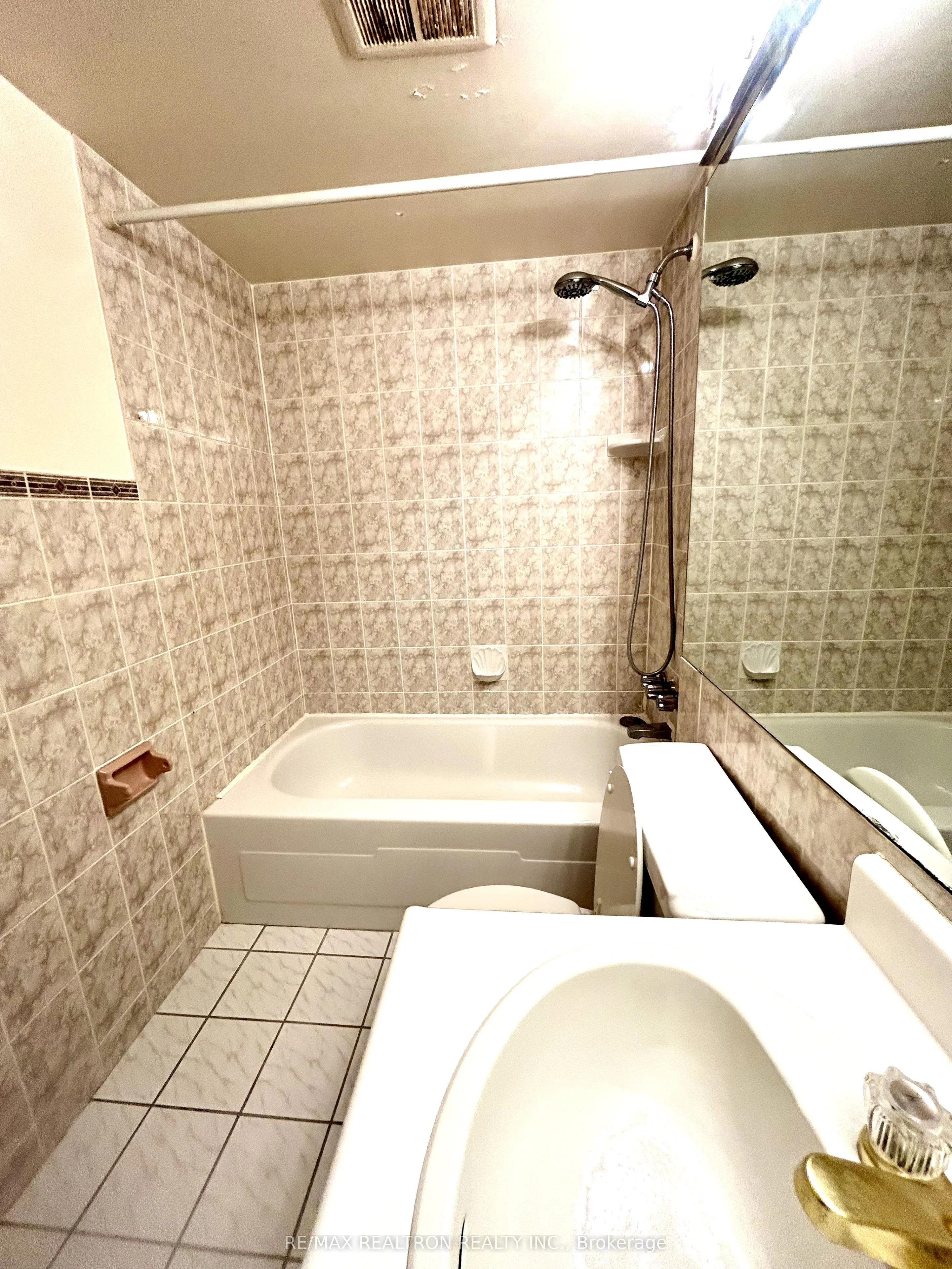 1201 Steeles Avenue W, #102