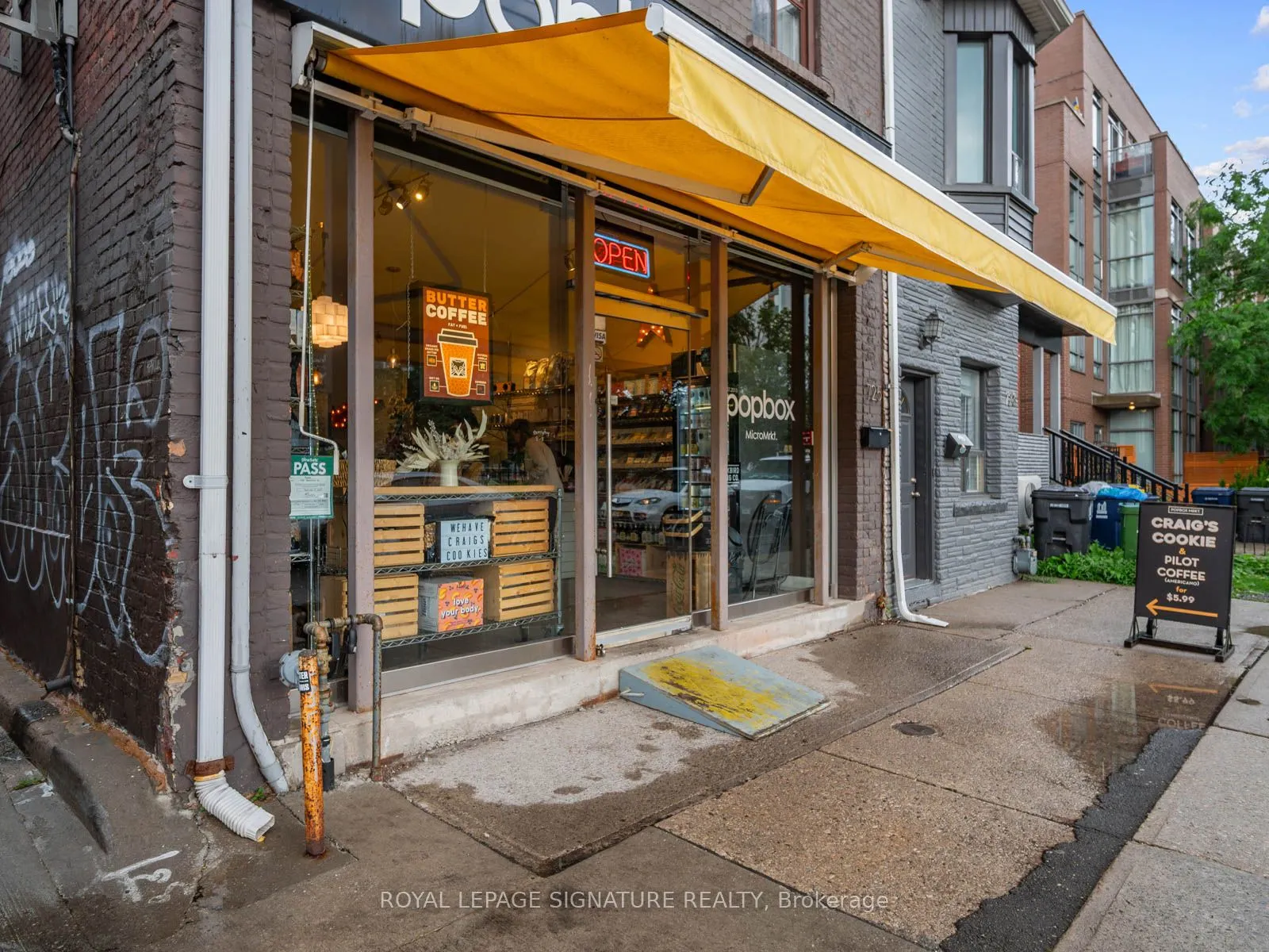 725 Dovercourt Road