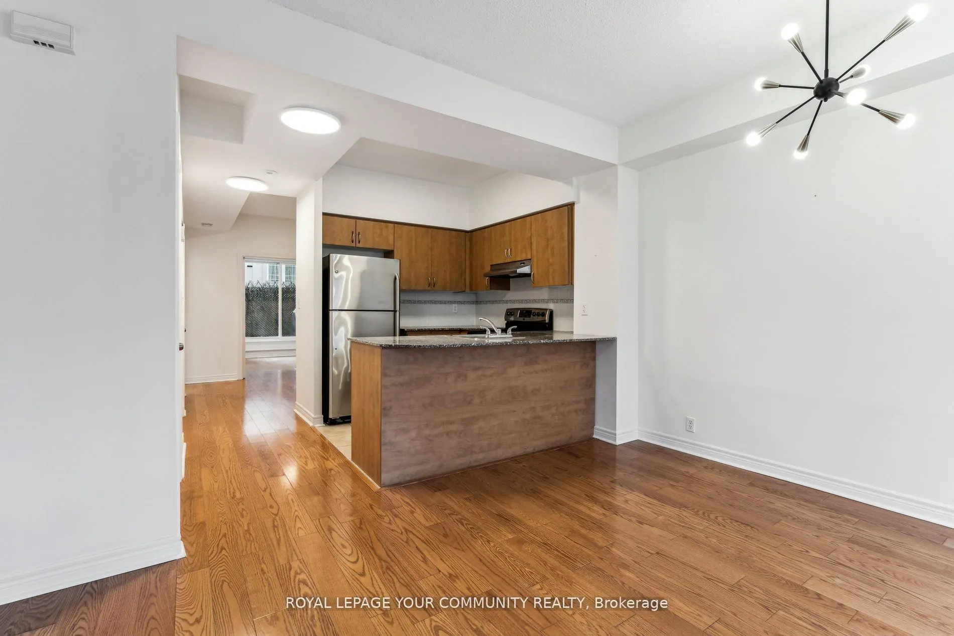 207 Wellesley Street E, #103