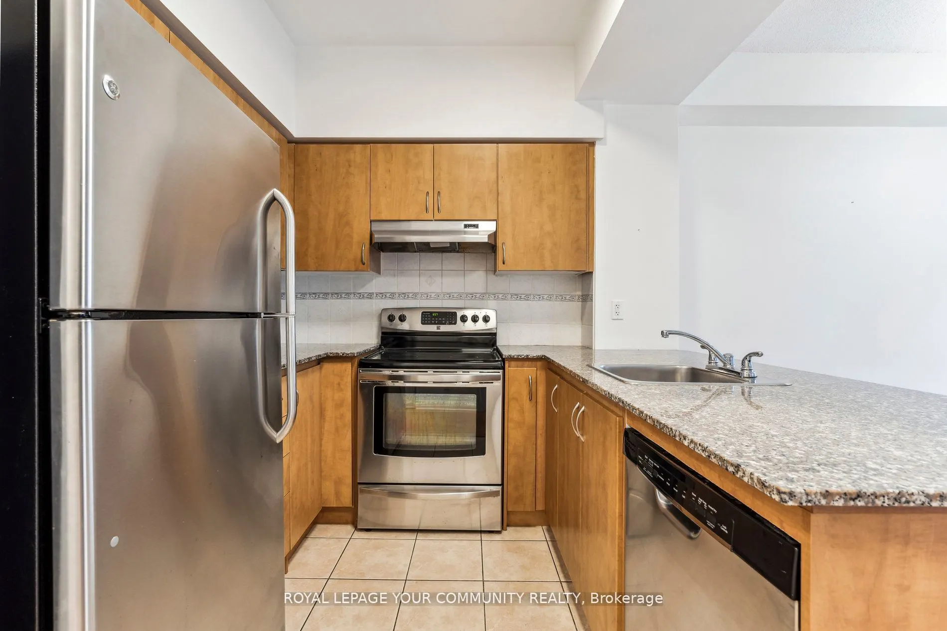 207 Wellesley Street E, #103