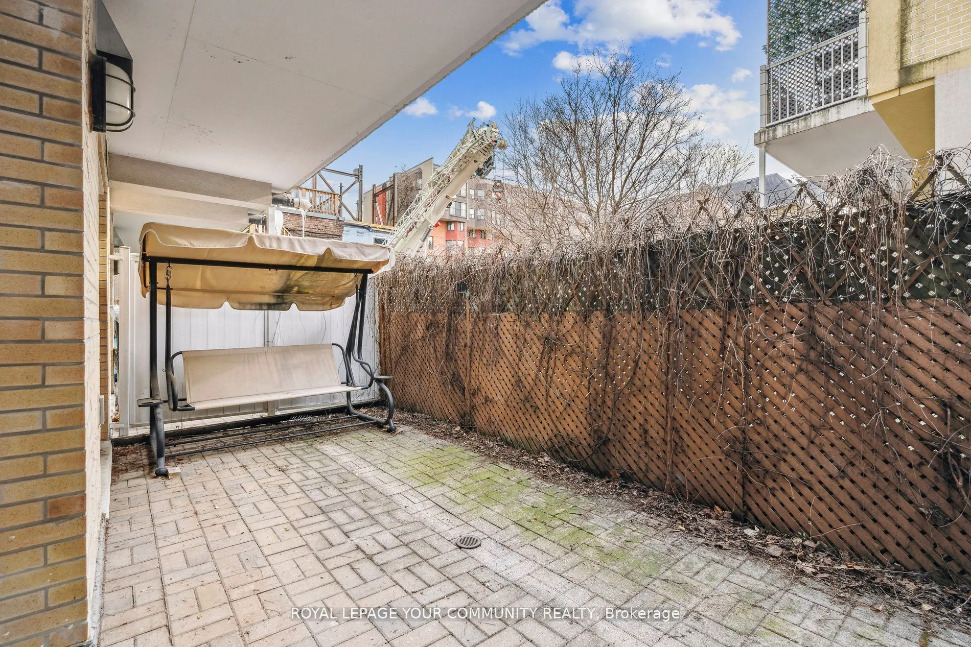 207 Wellesley Street E, #103