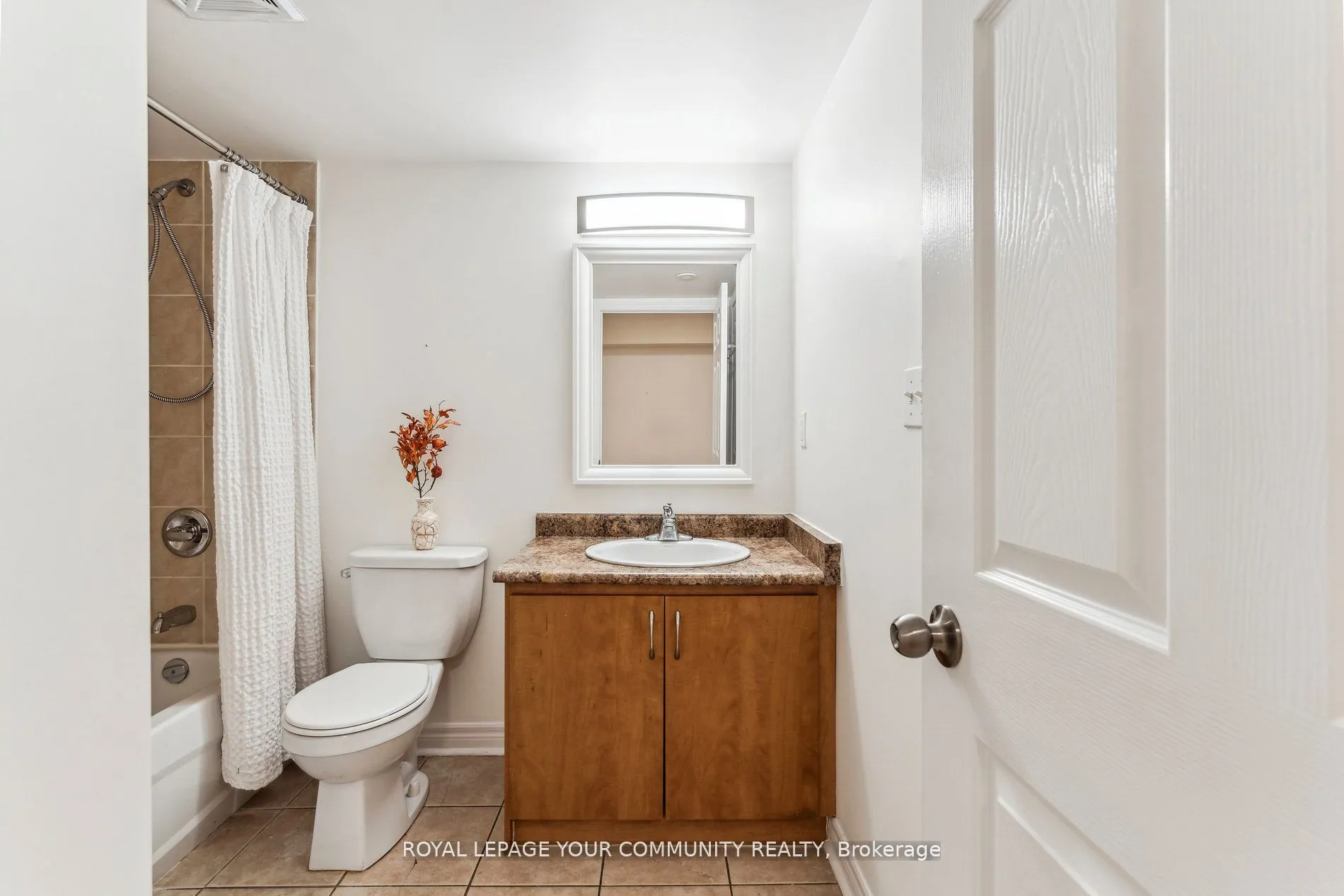 207 Wellesley Street E, #103