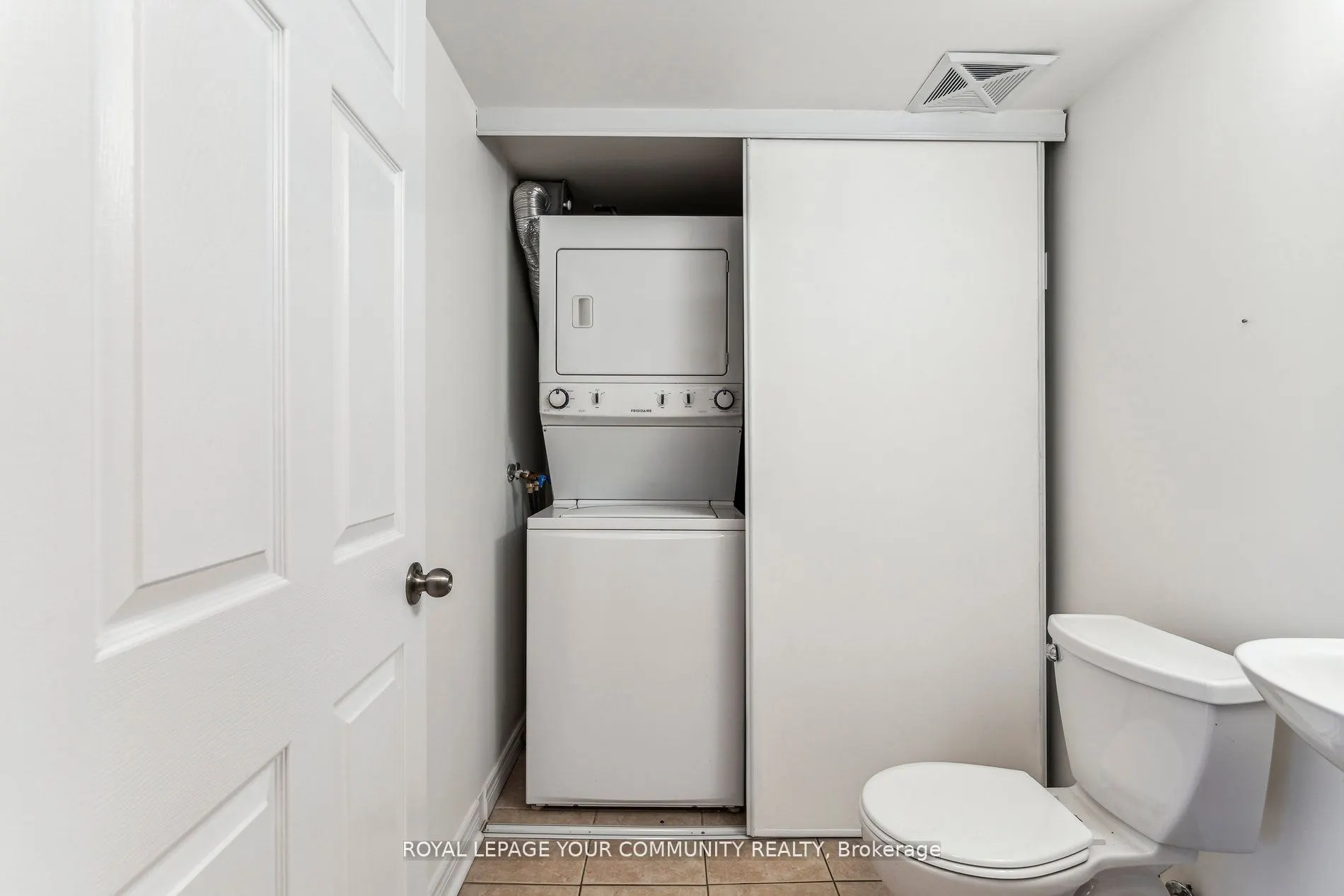 207 Wellesley Street E, #103