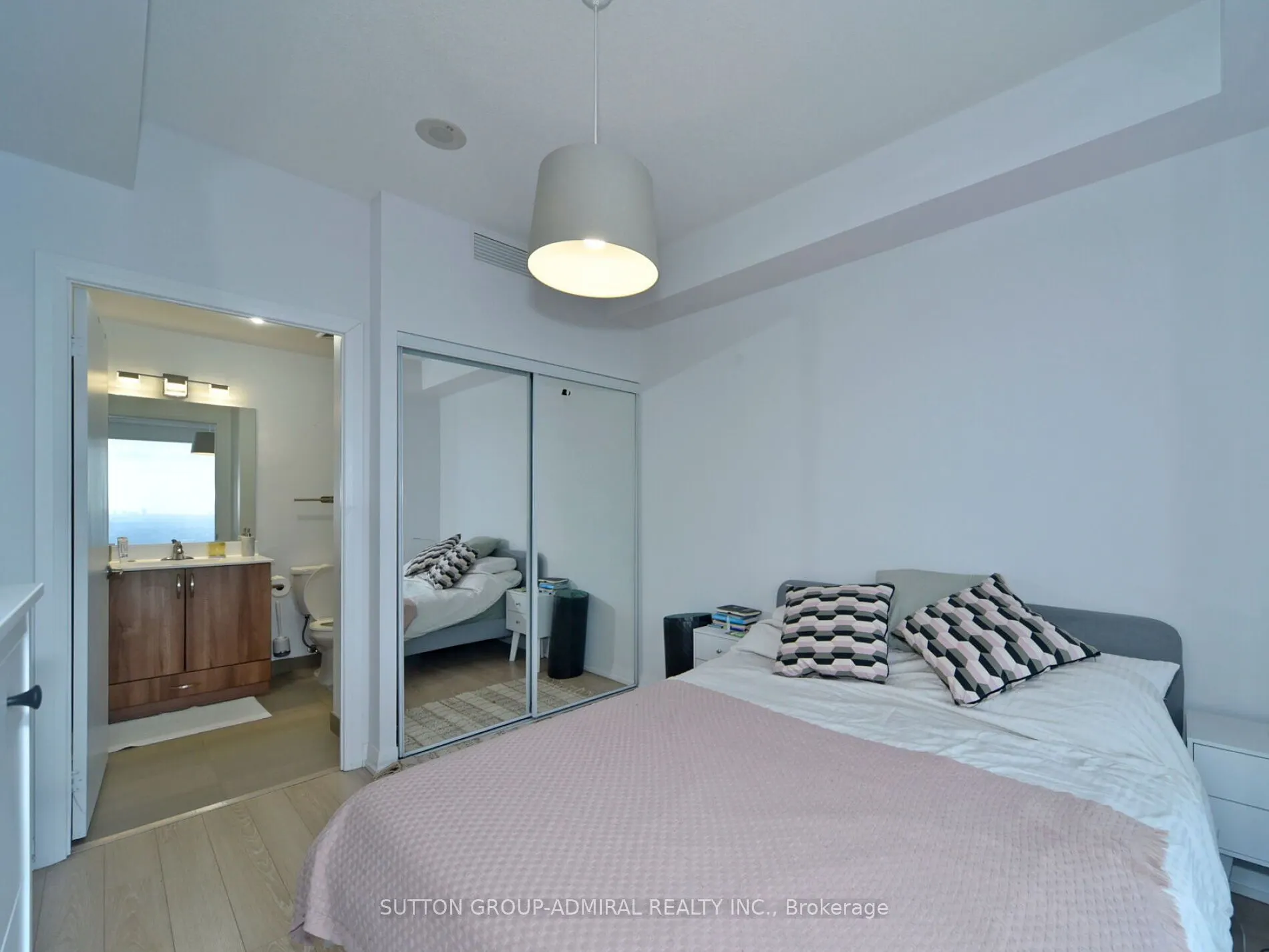 55 Ann O'reilly Road, #3505