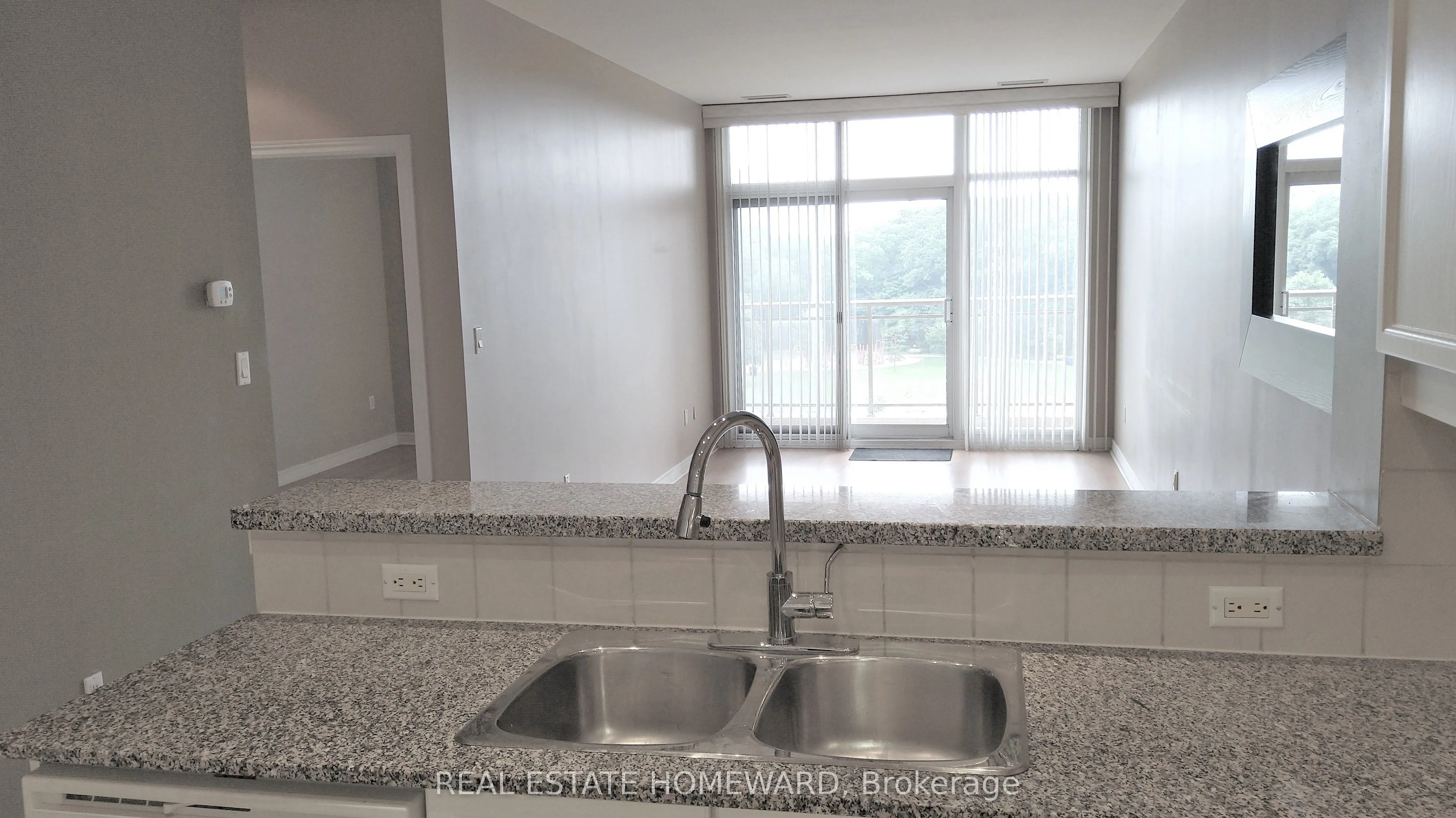 1 Leaside Park Drive, #417